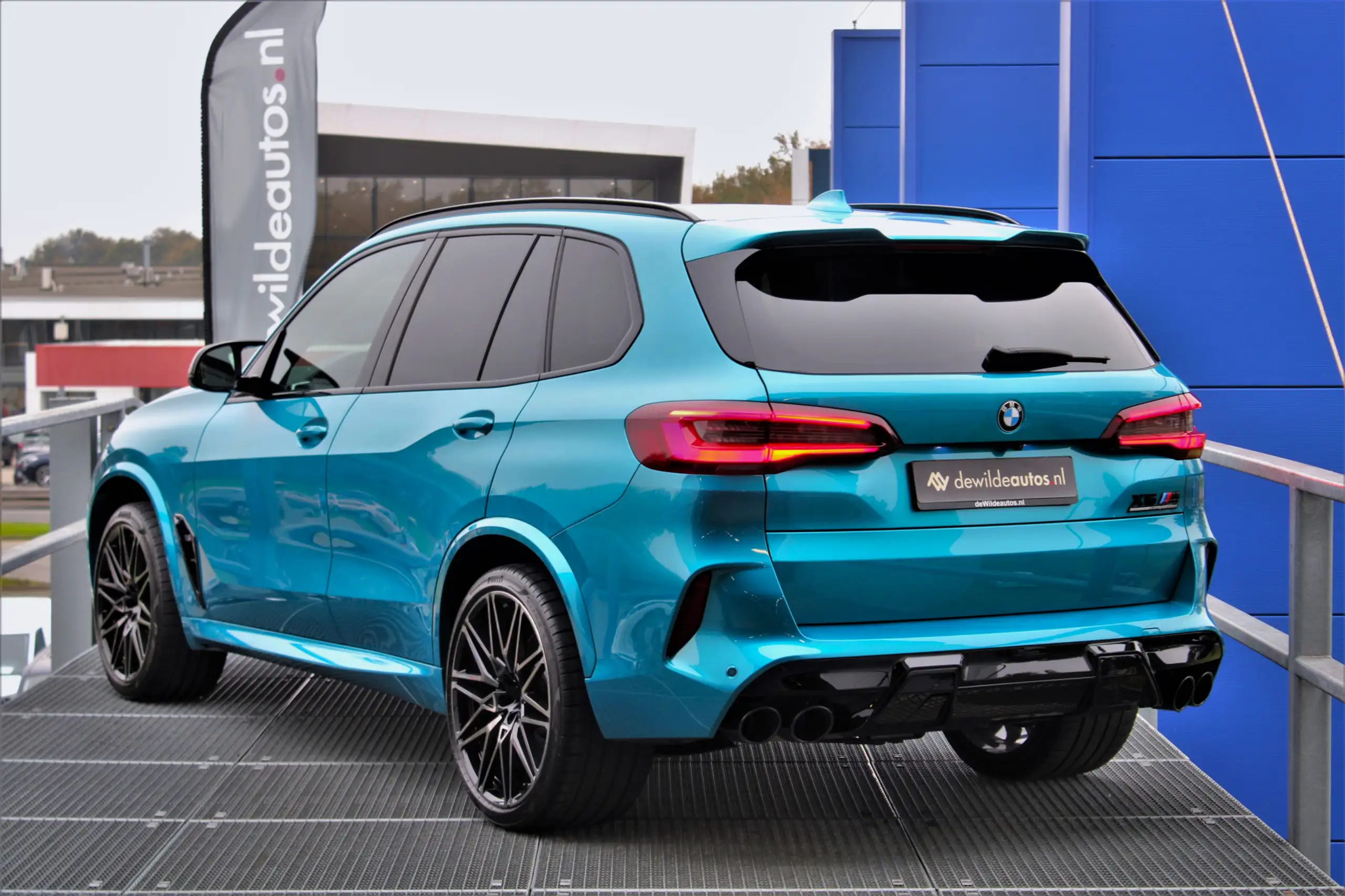 BMW - X5 M