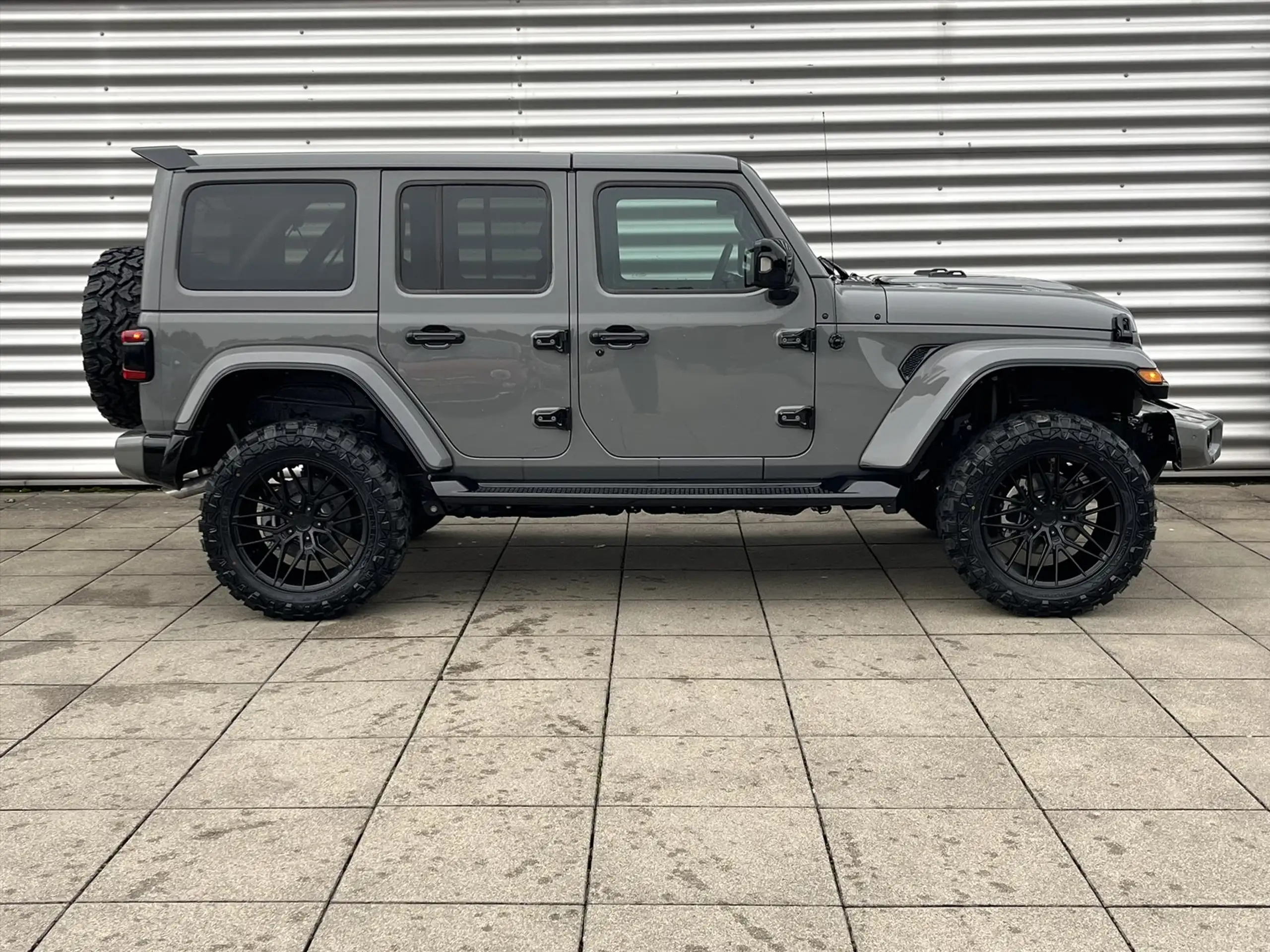 Jeep - Wrangler