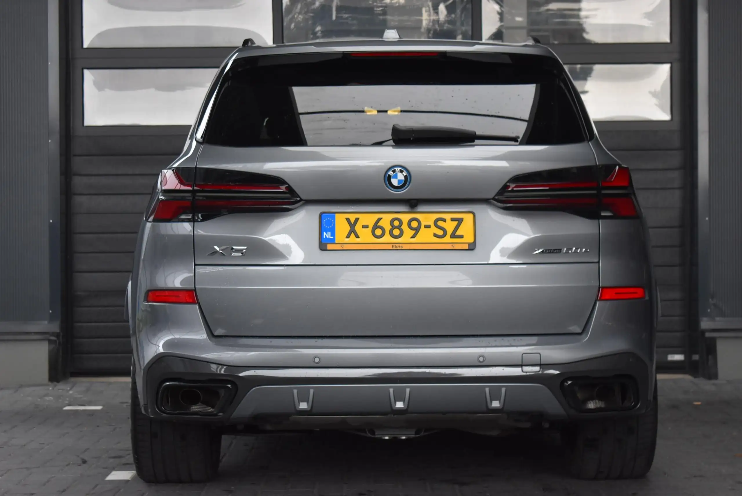 BMW - X5