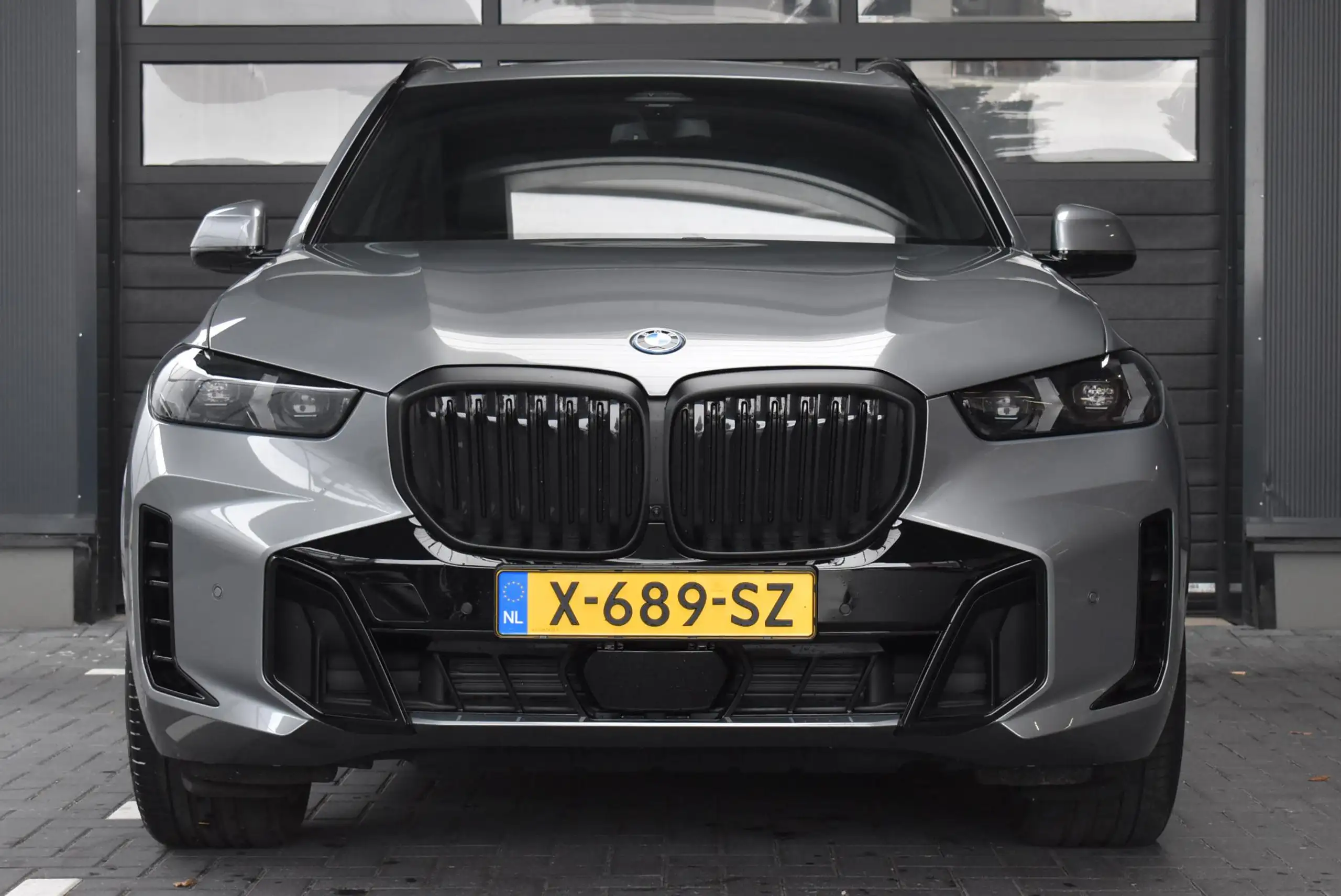 BMW - X5