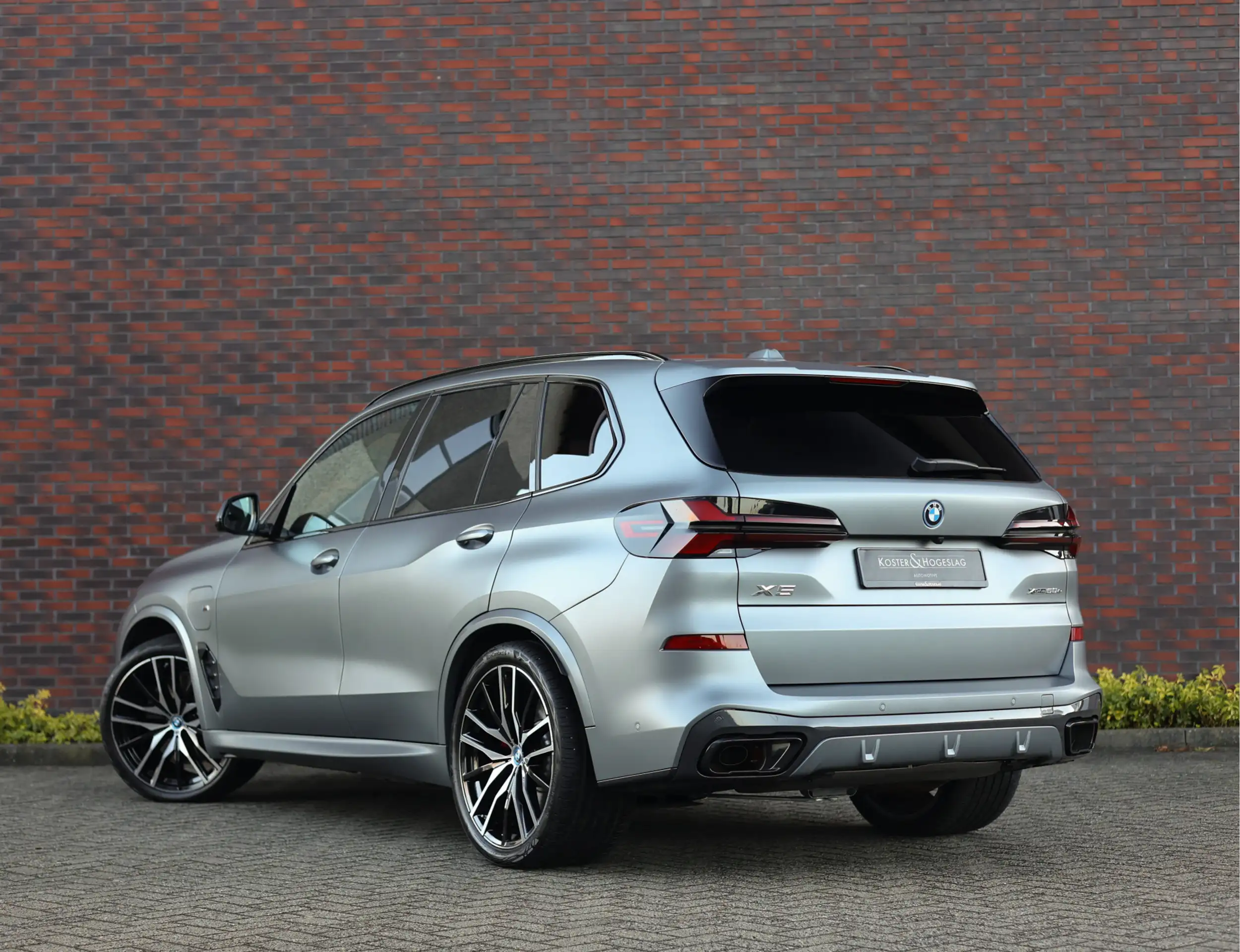 BMW - X5