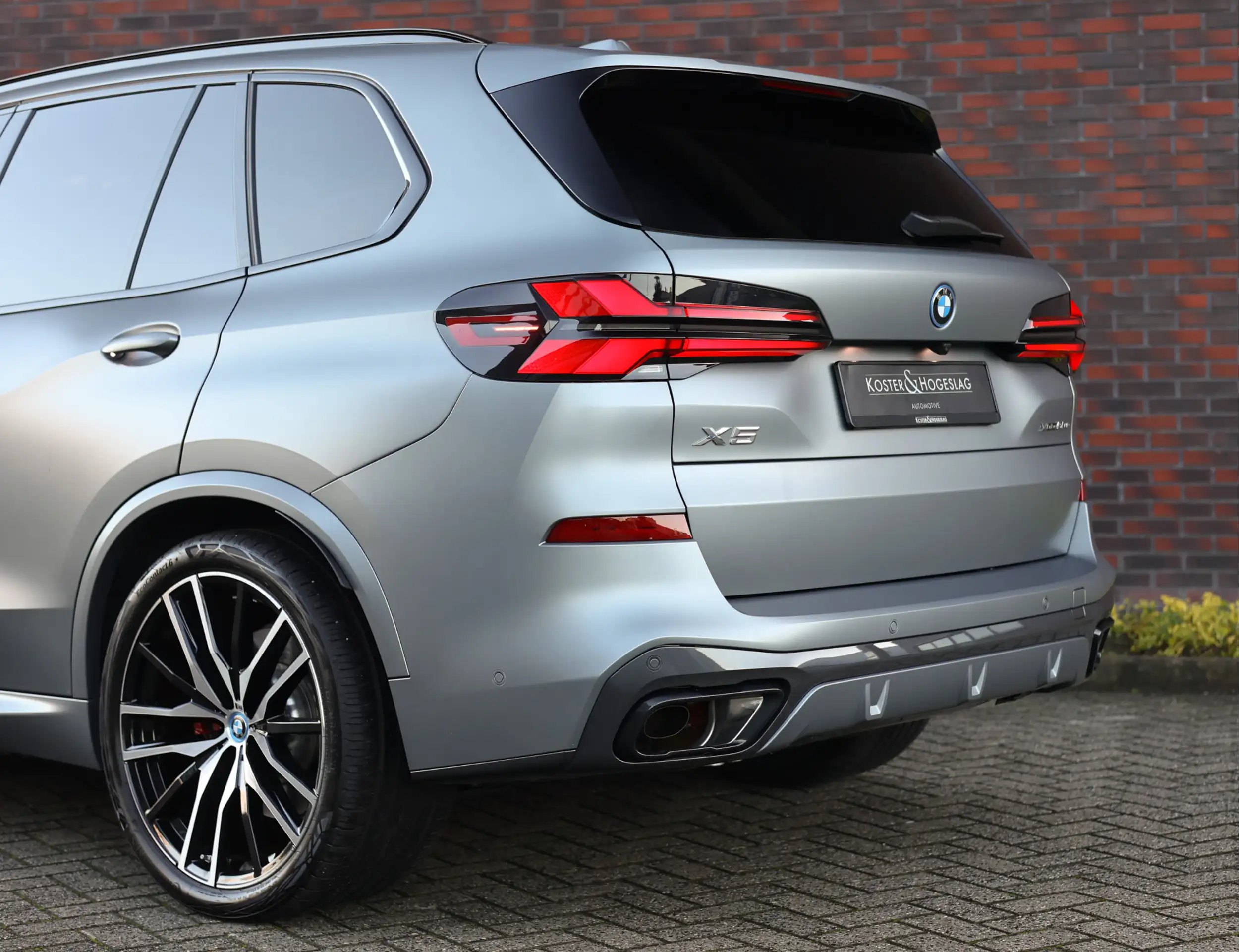 BMW - X5