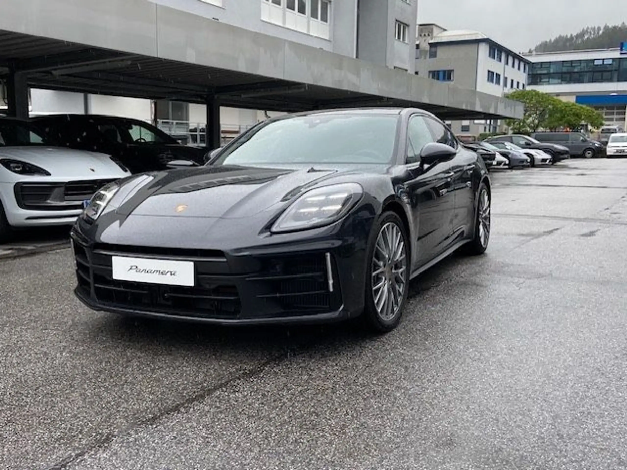 Porsche - Panamera