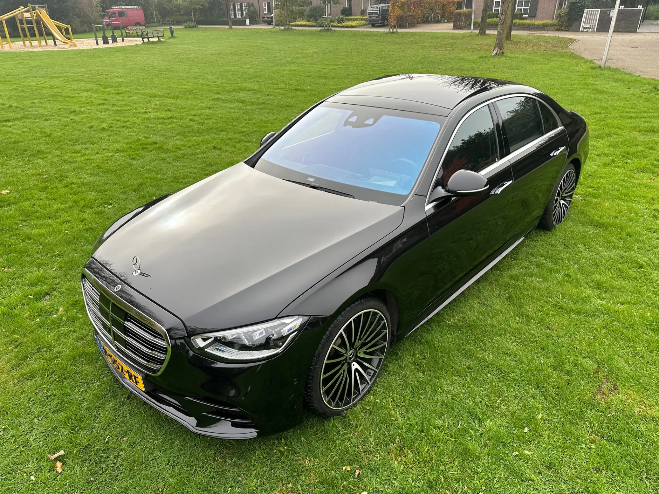 Mercedes-Benz - S 580