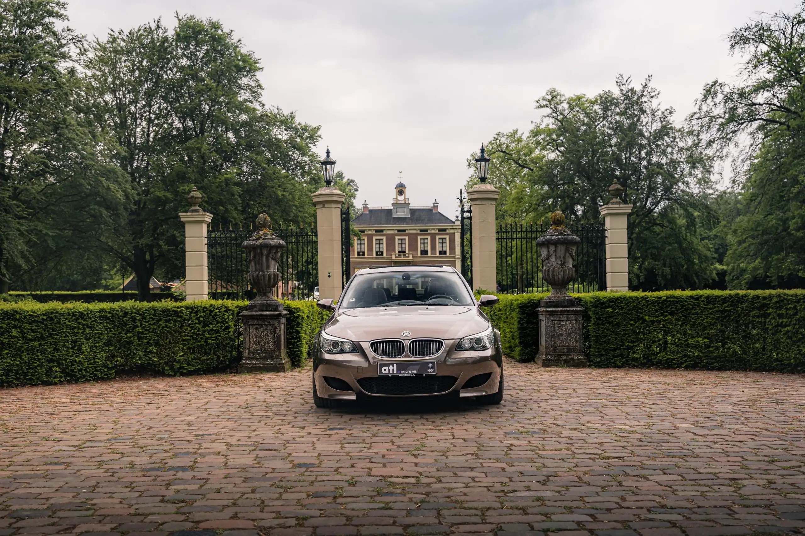 BMW - M5