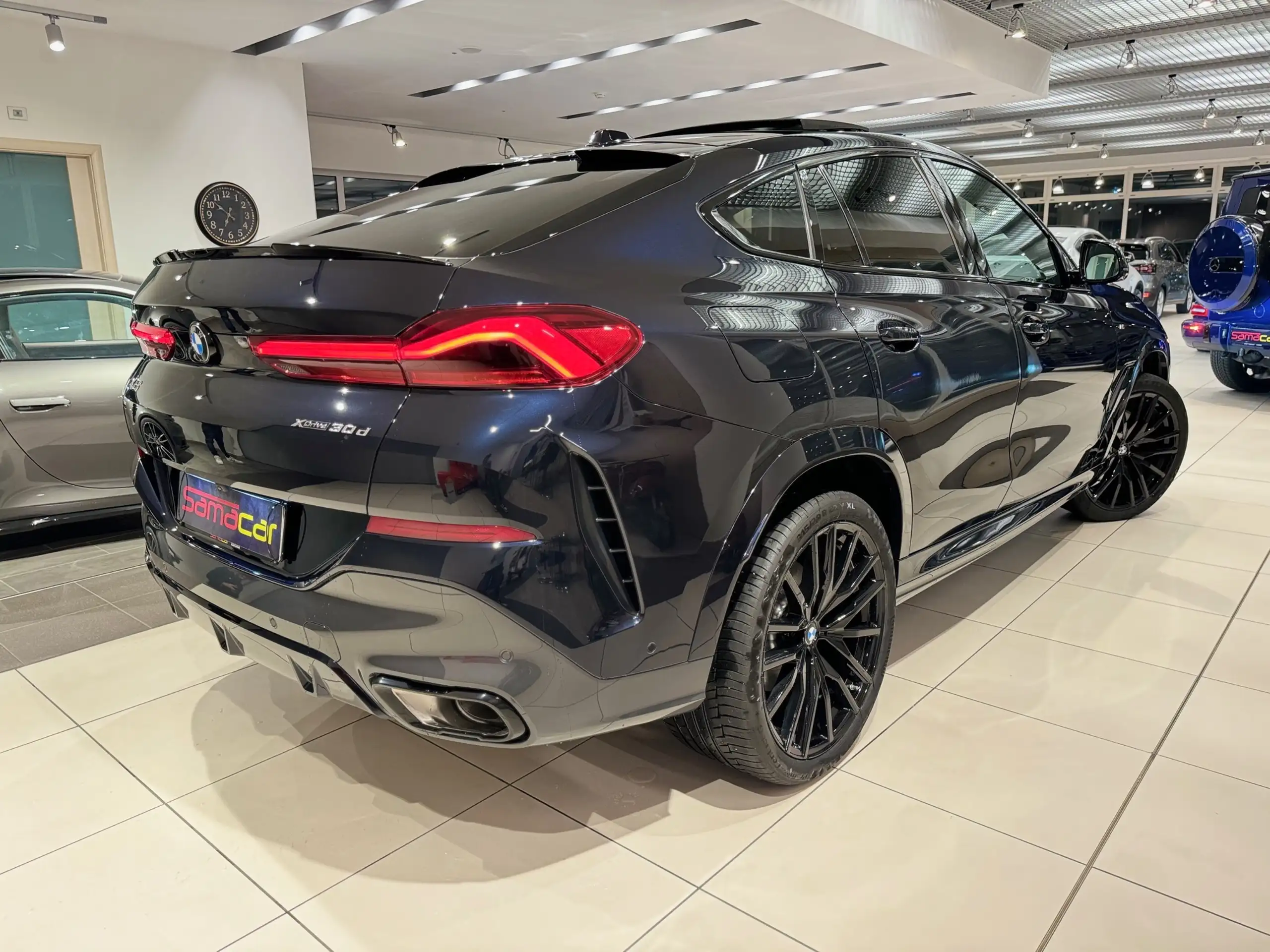 BMW - X6