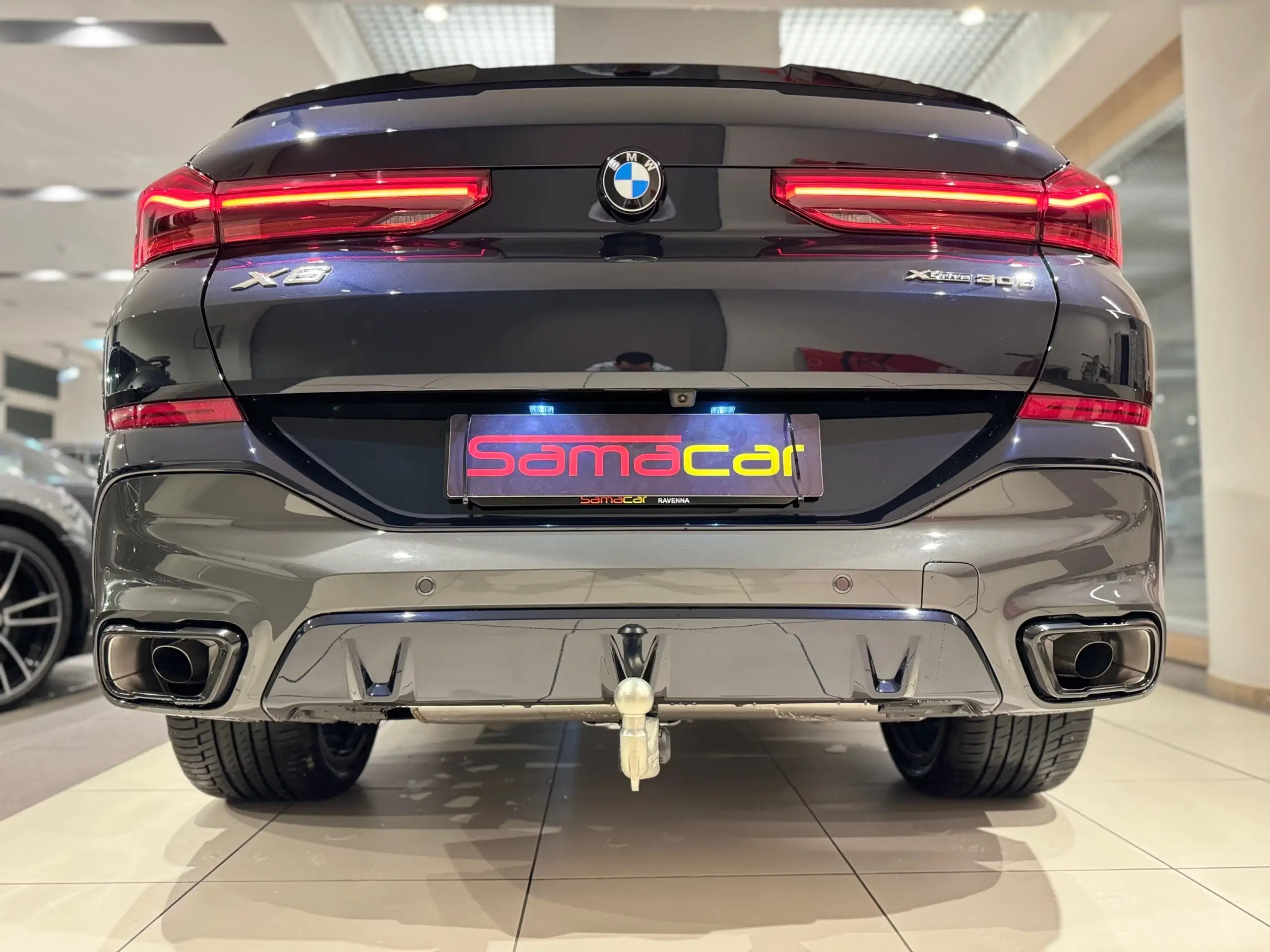 BMW - X6