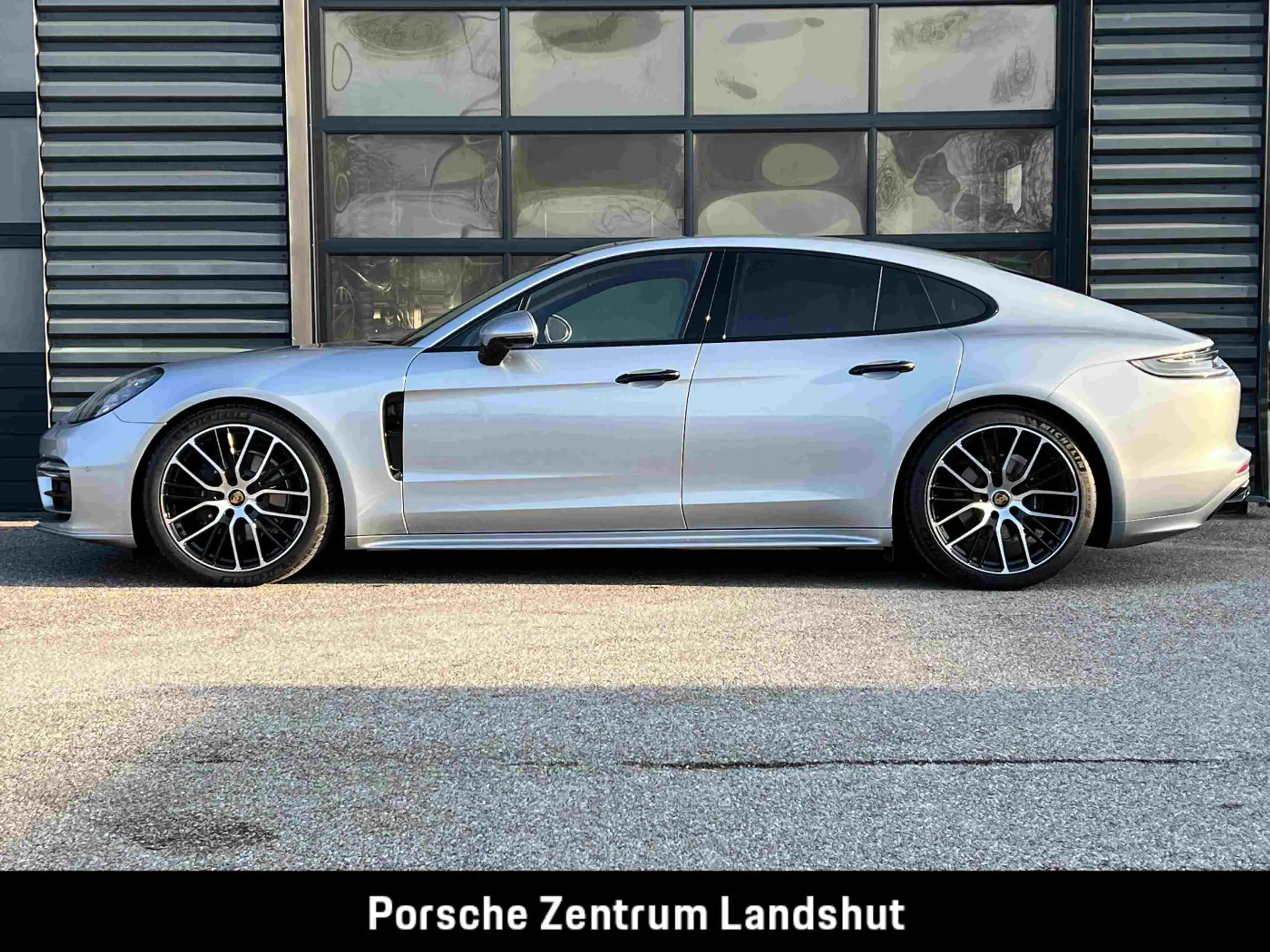 Porsche - Panamera