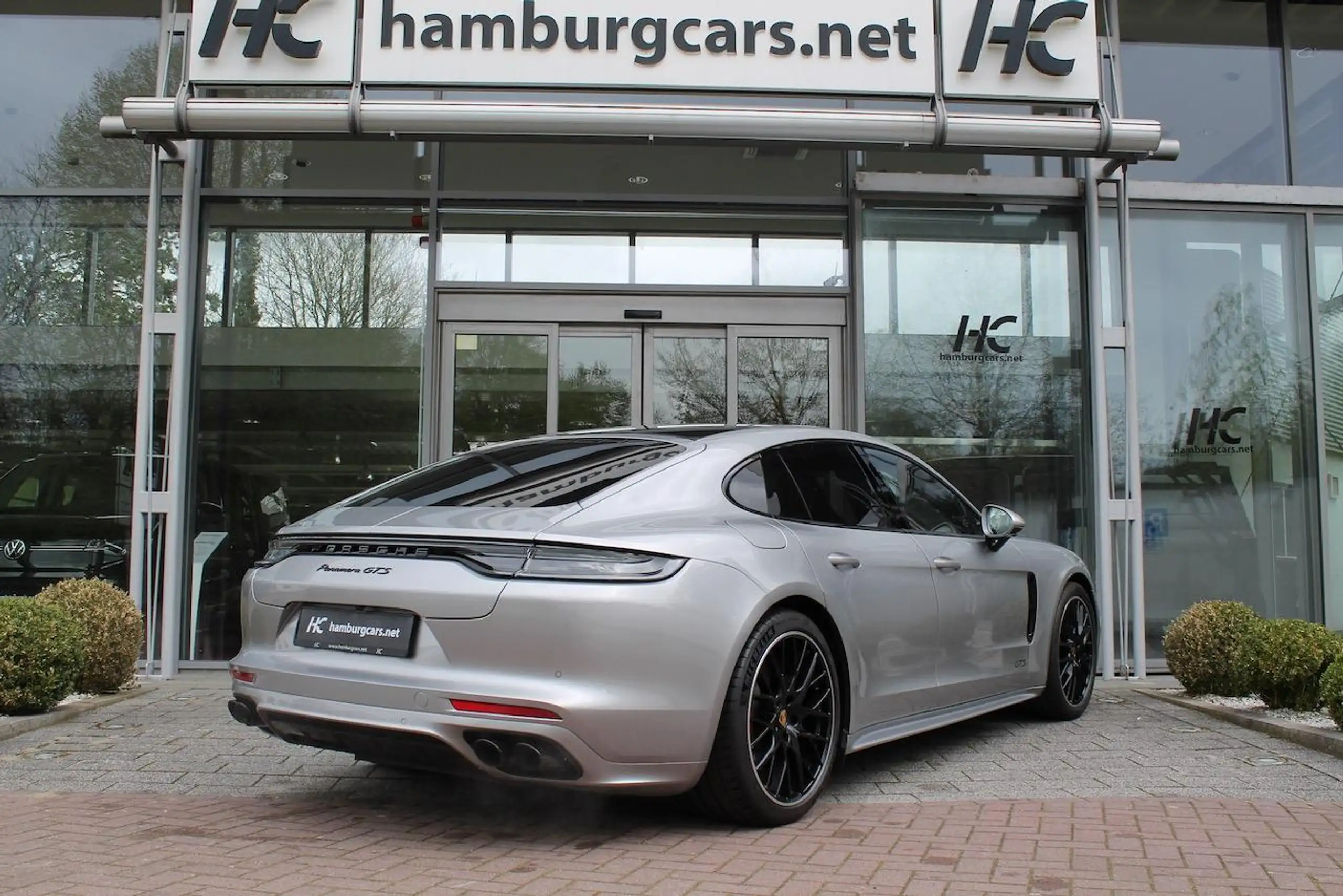 Porsche - Panamera