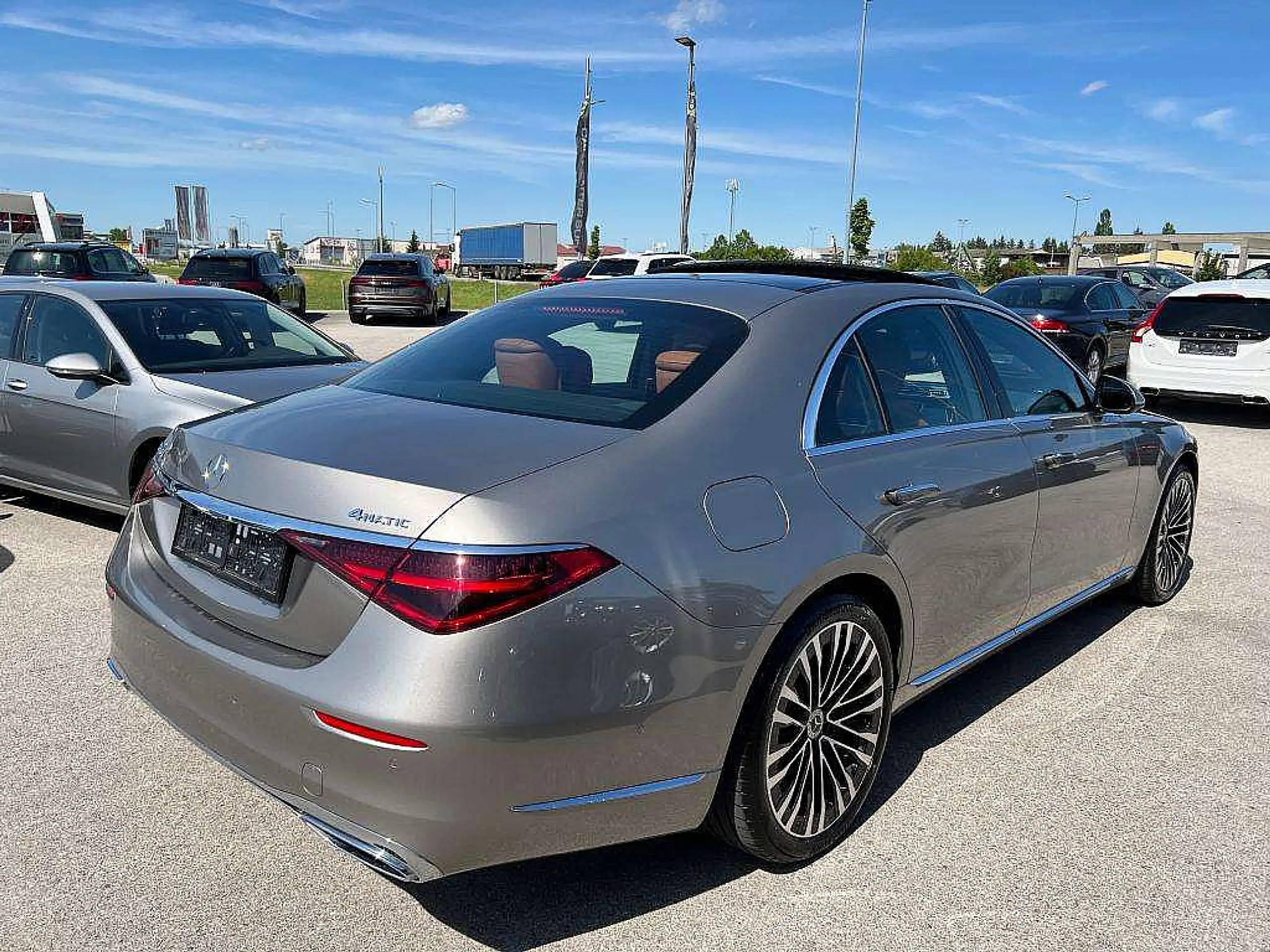 Mercedes-Benz - S 350