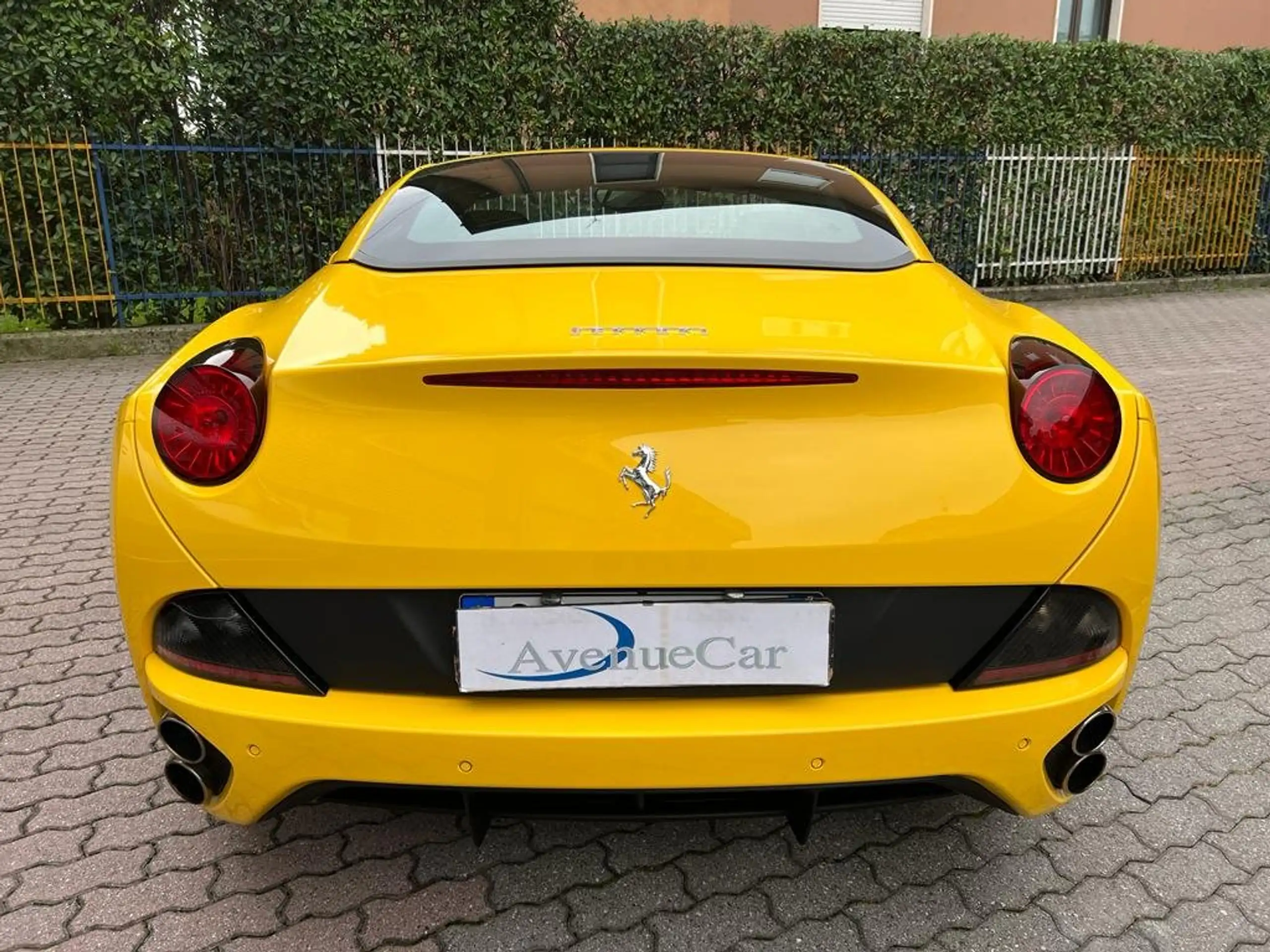 Ferrari - California