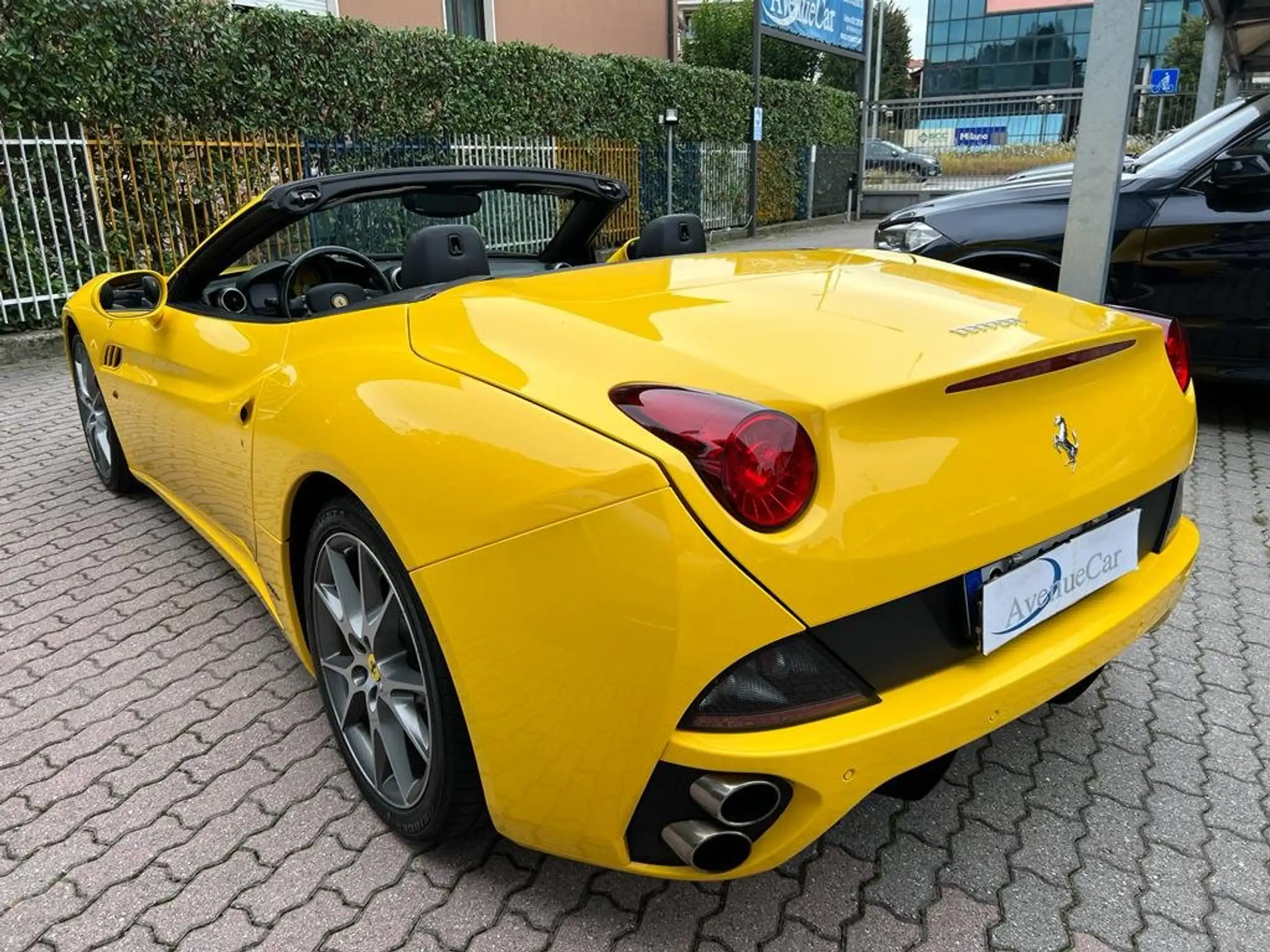 Ferrari - California