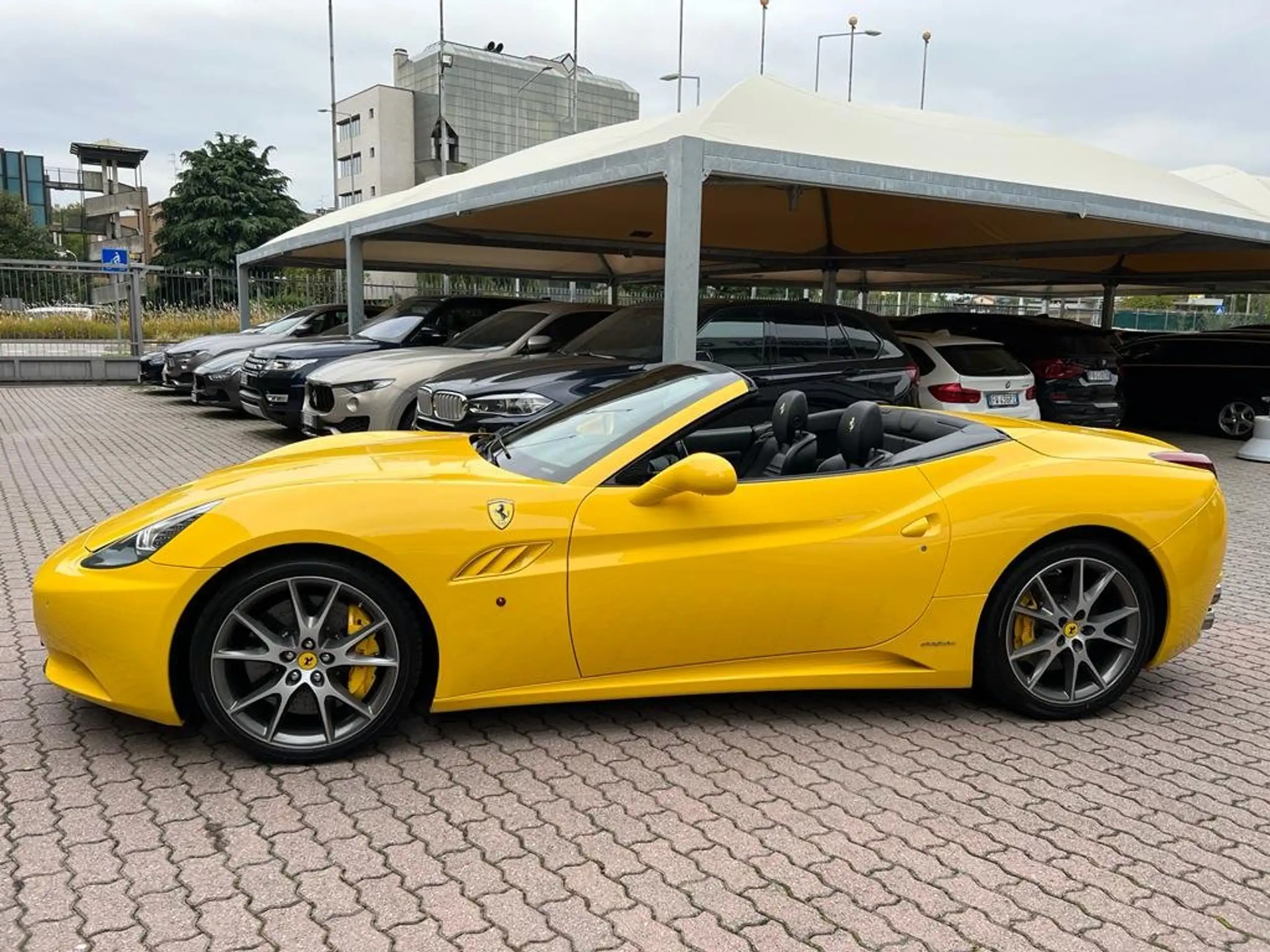 Ferrari - California