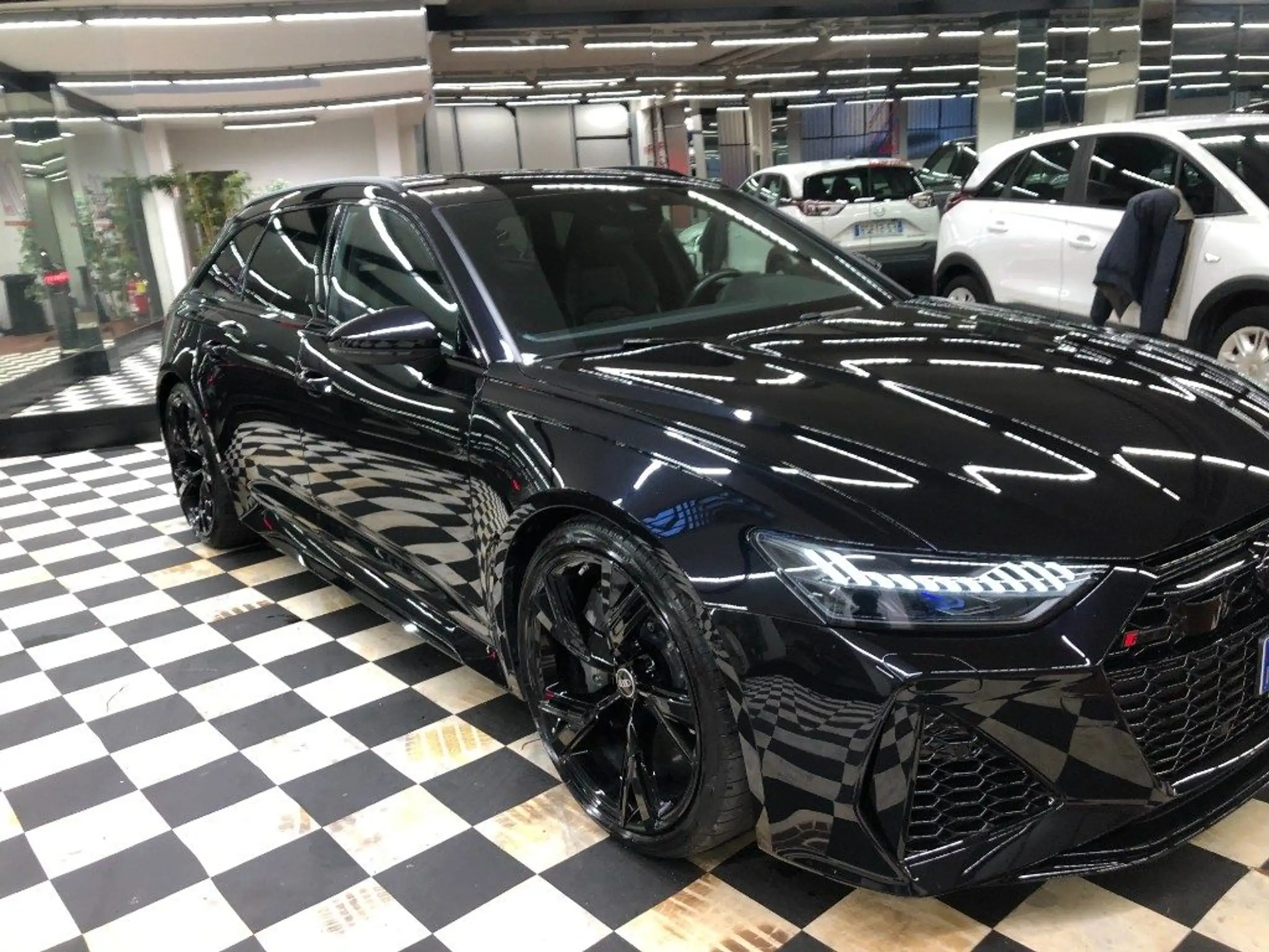 Audi - RS6