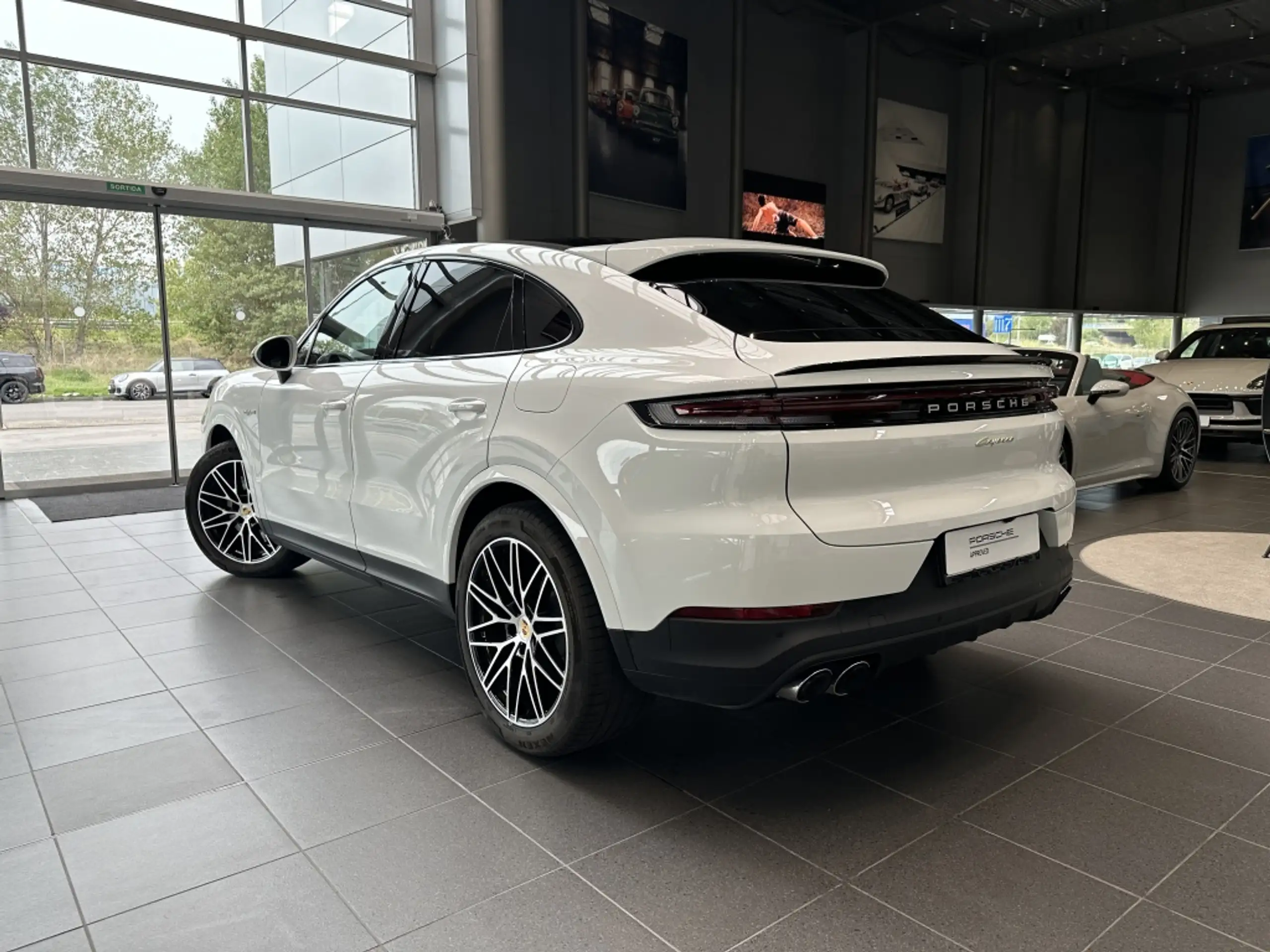 Porsche - Cayenne