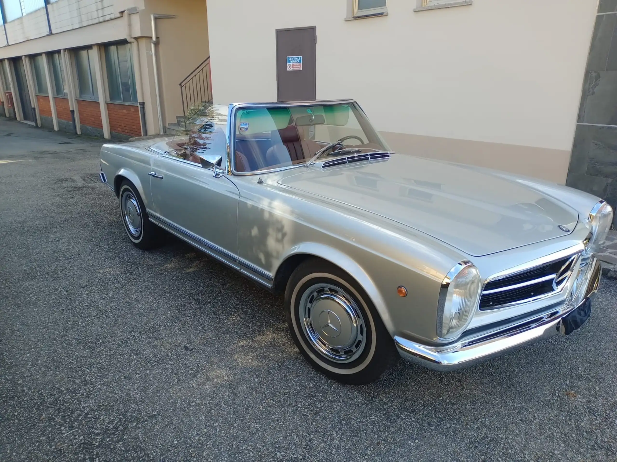 Mercedes-Benz - SL 280