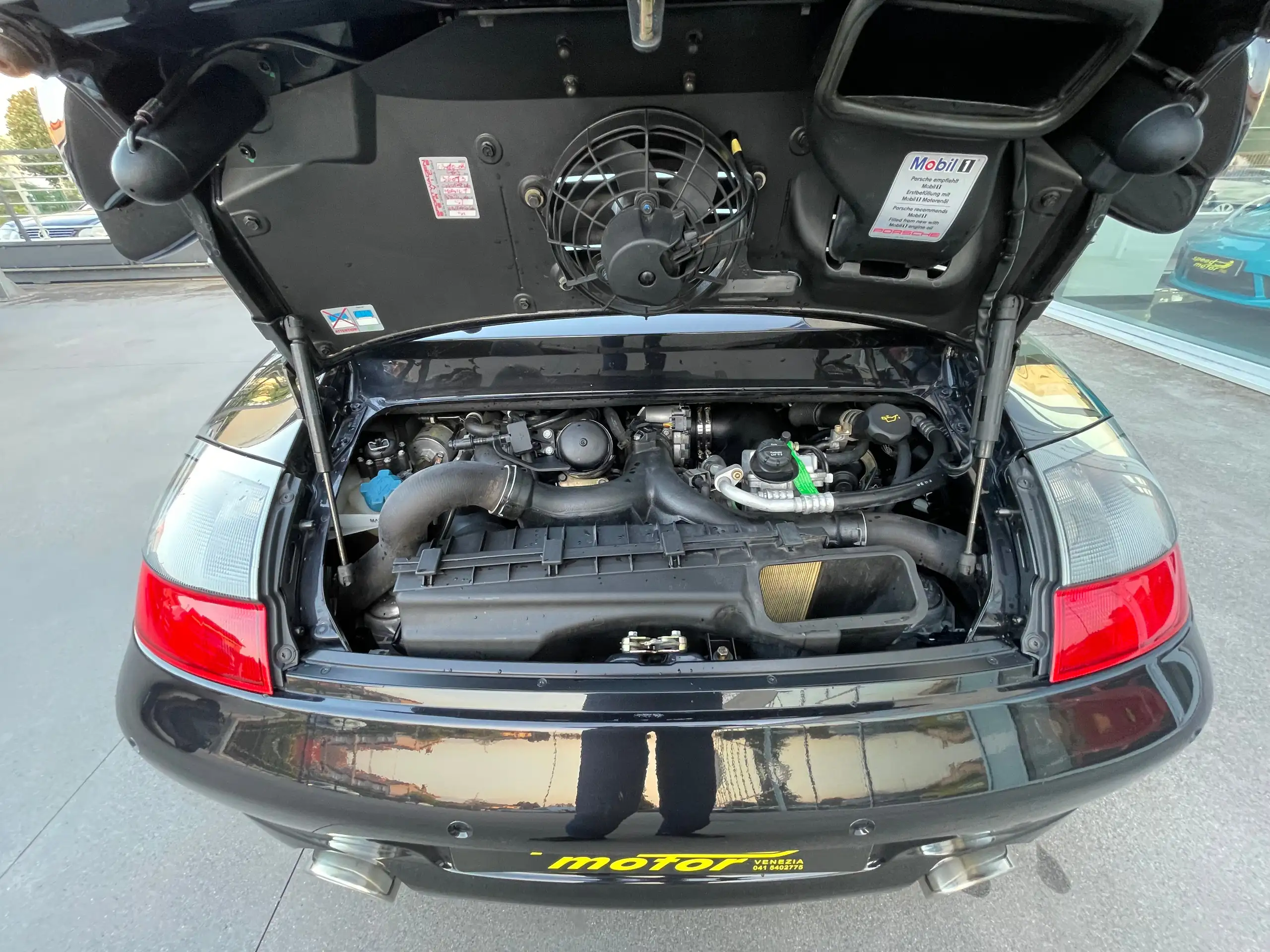 Porsche - 996