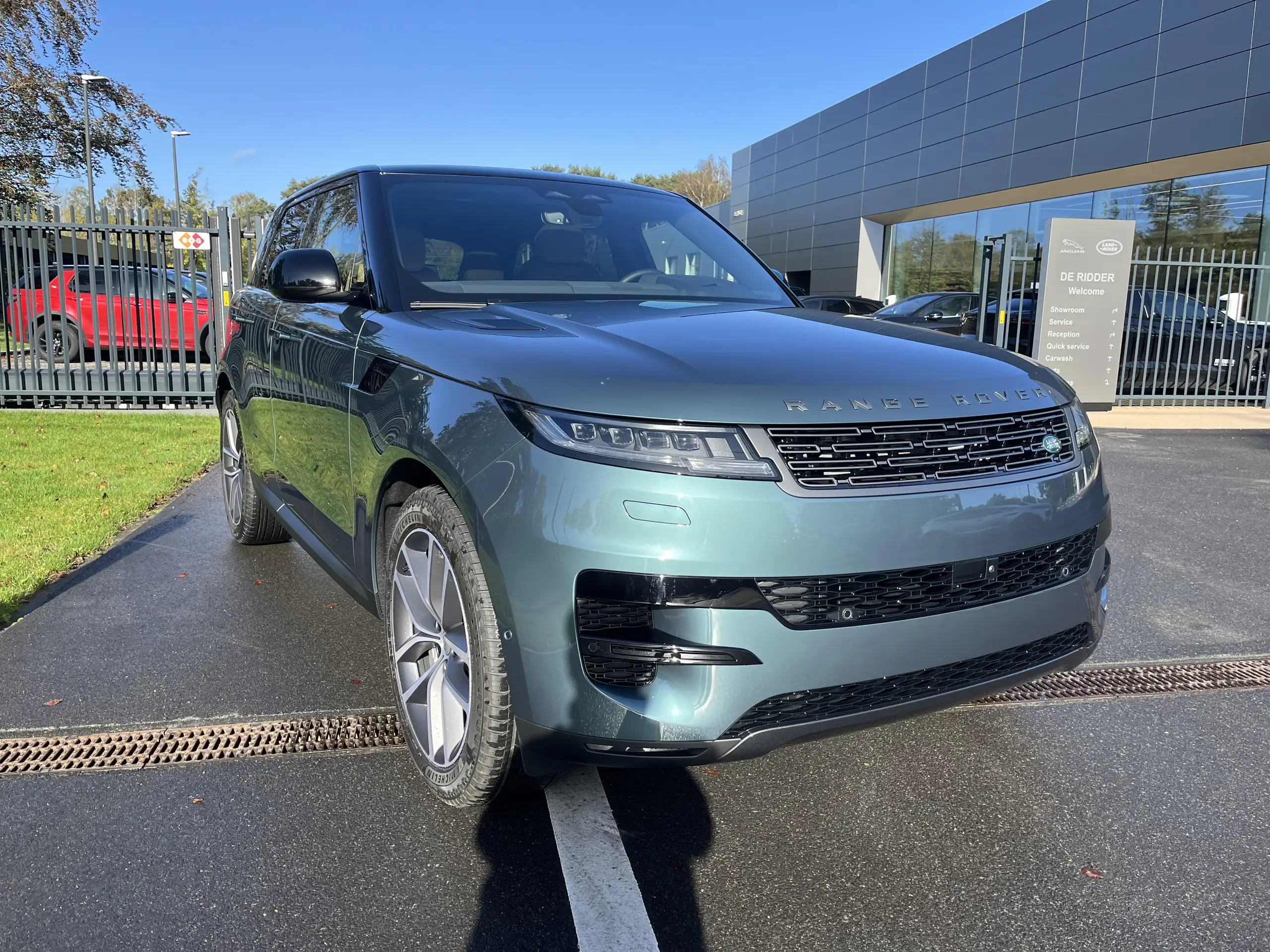 Land Rover - Range Rover Sport