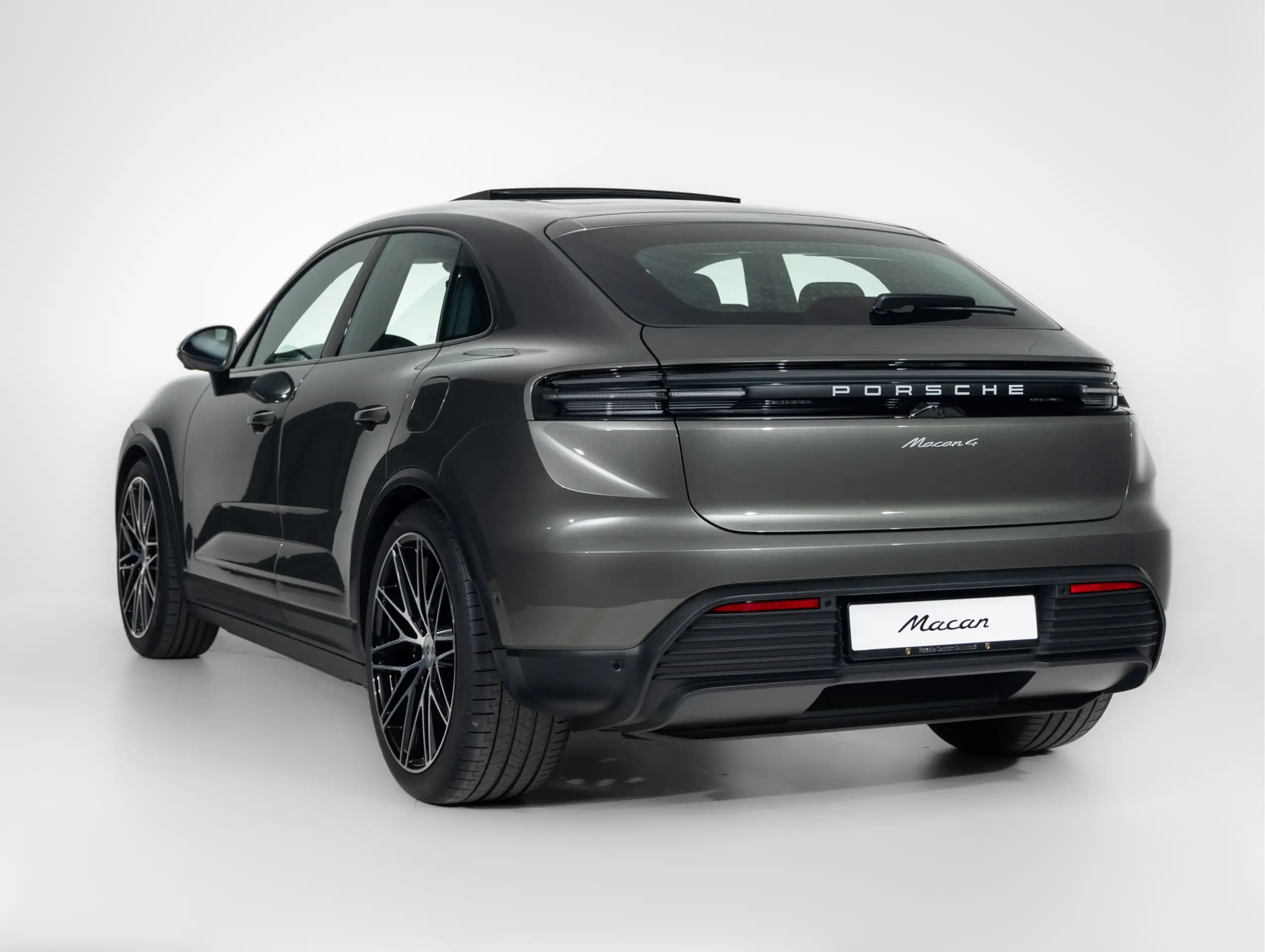 Porsche - Macan