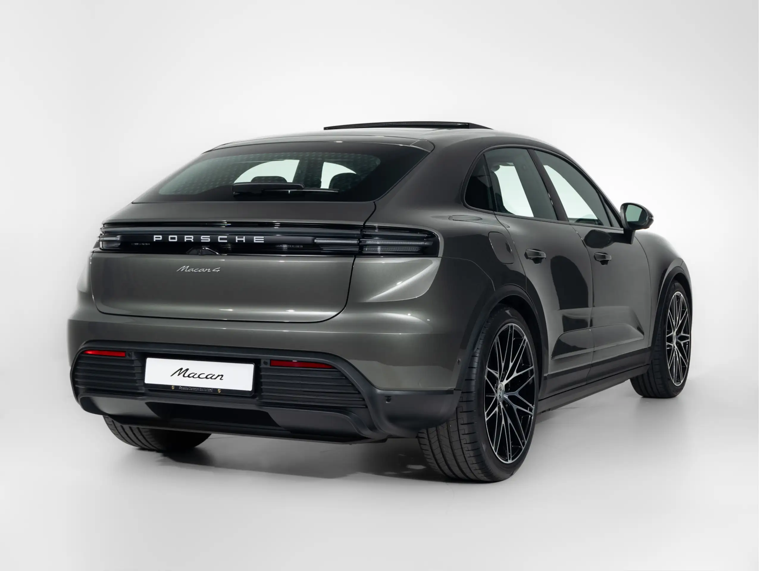 Porsche - Macan