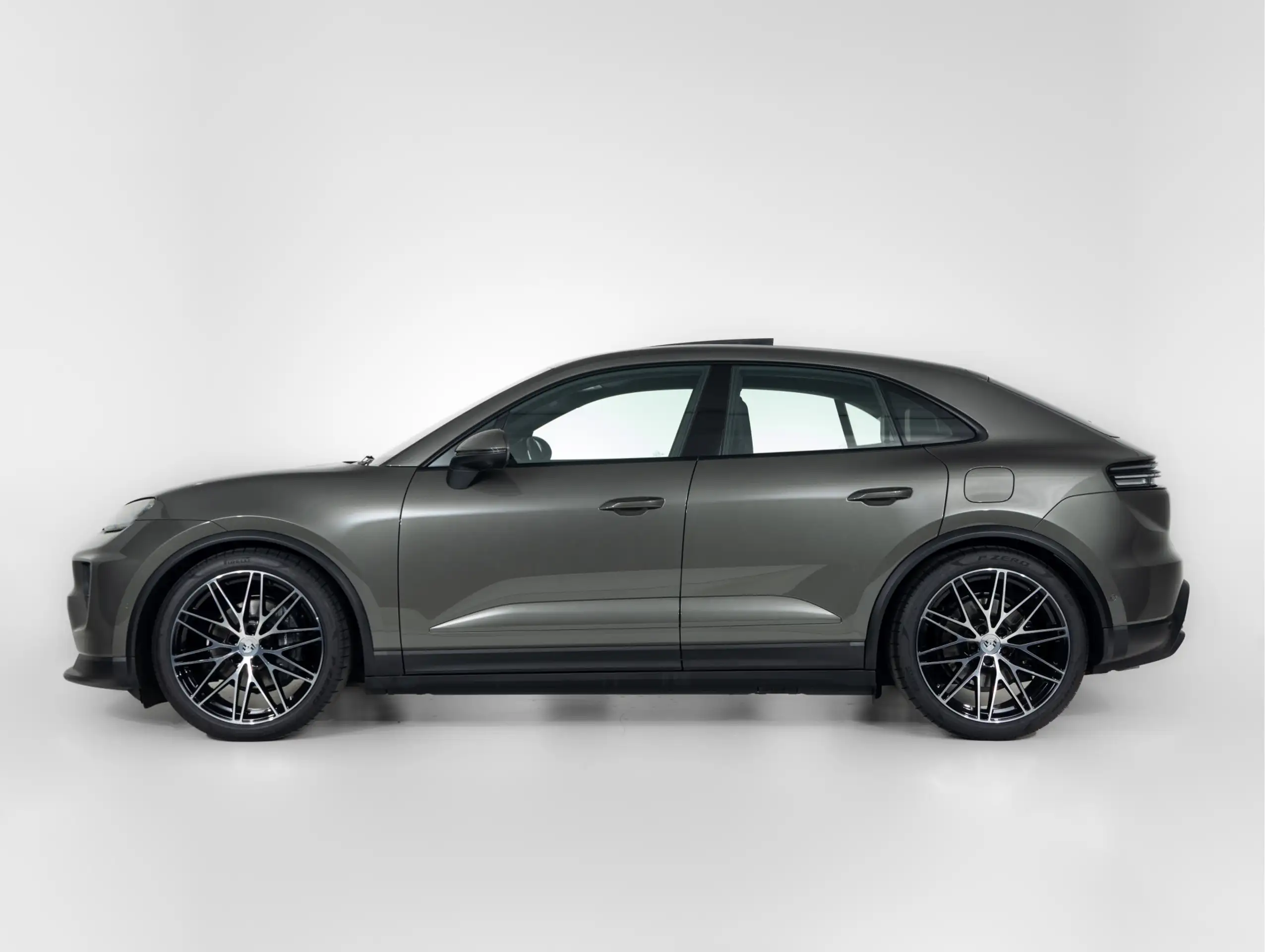 Porsche - Macan