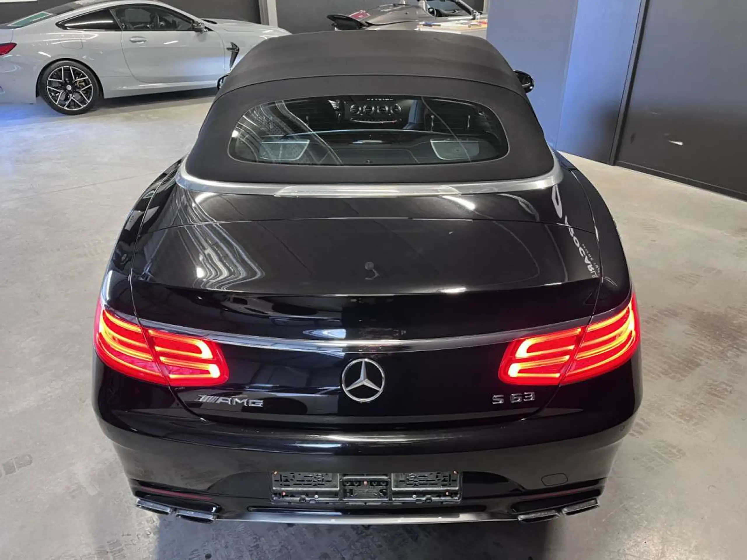 Mercedes-Benz - S 63 AMG