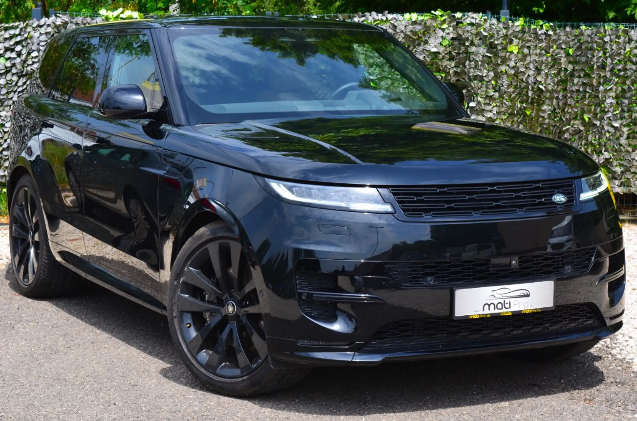 Land Rover - Range Rover Sport