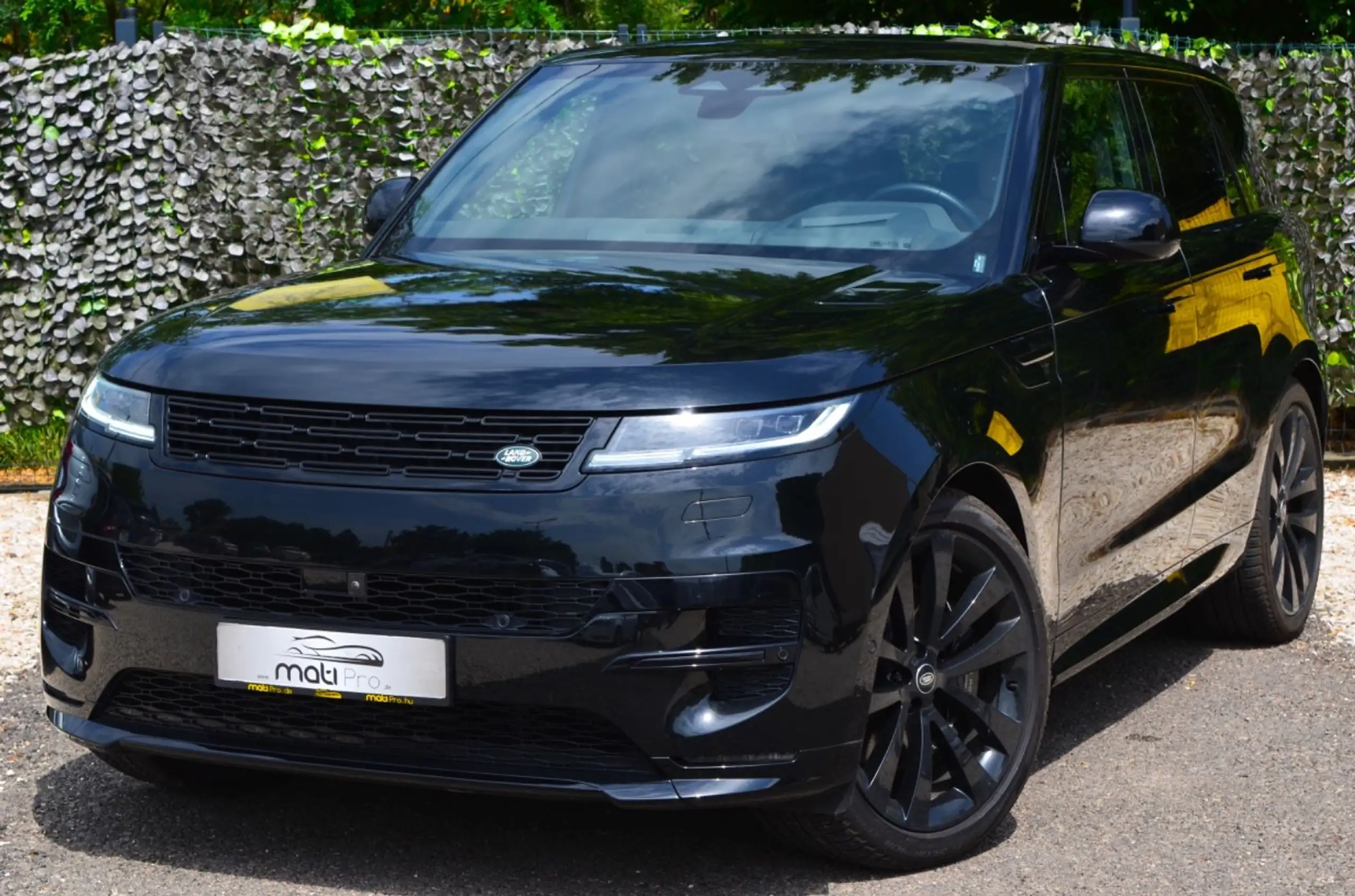 Land Rover - Range Rover Sport