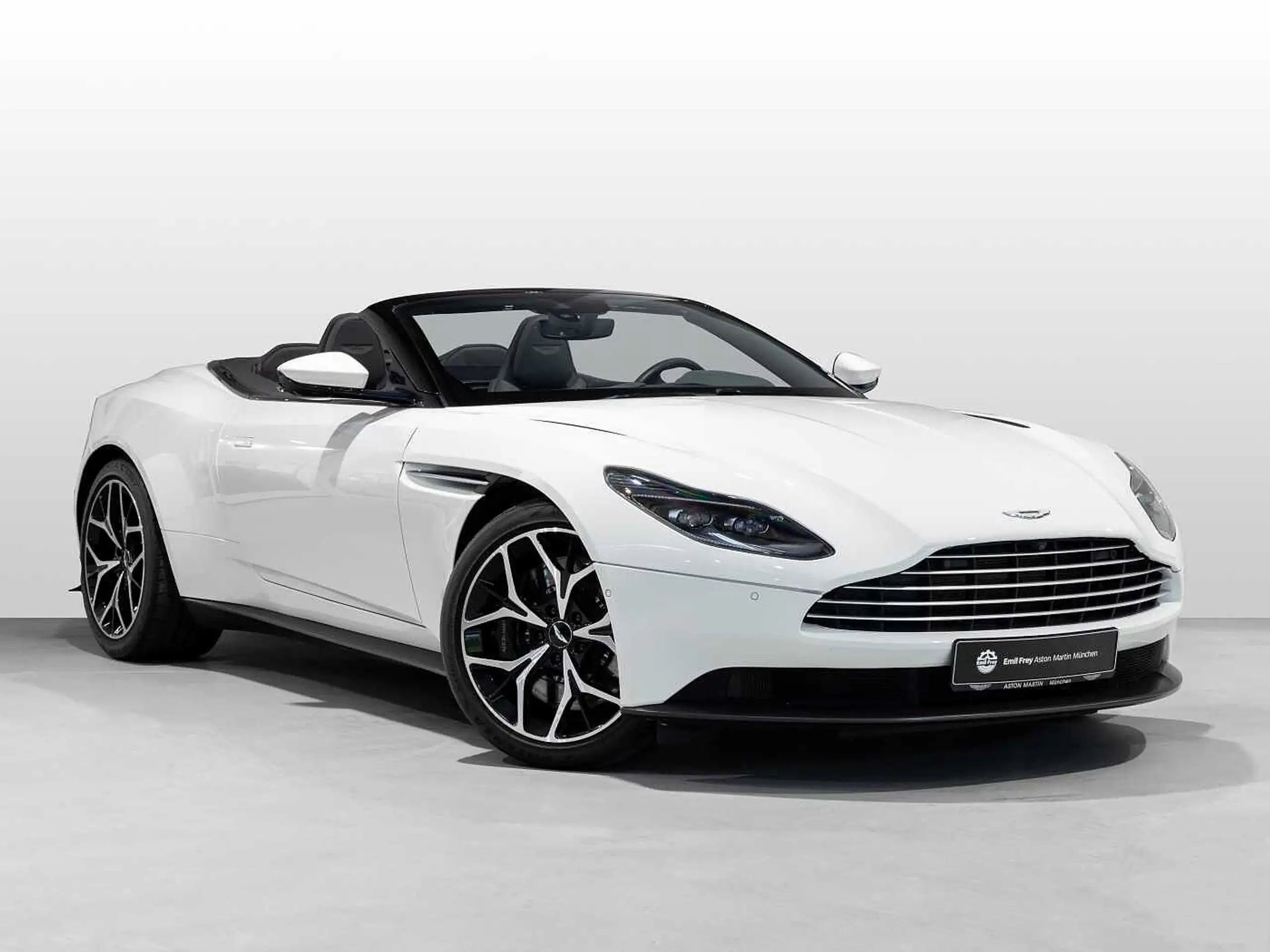 Aston Martin - DB11