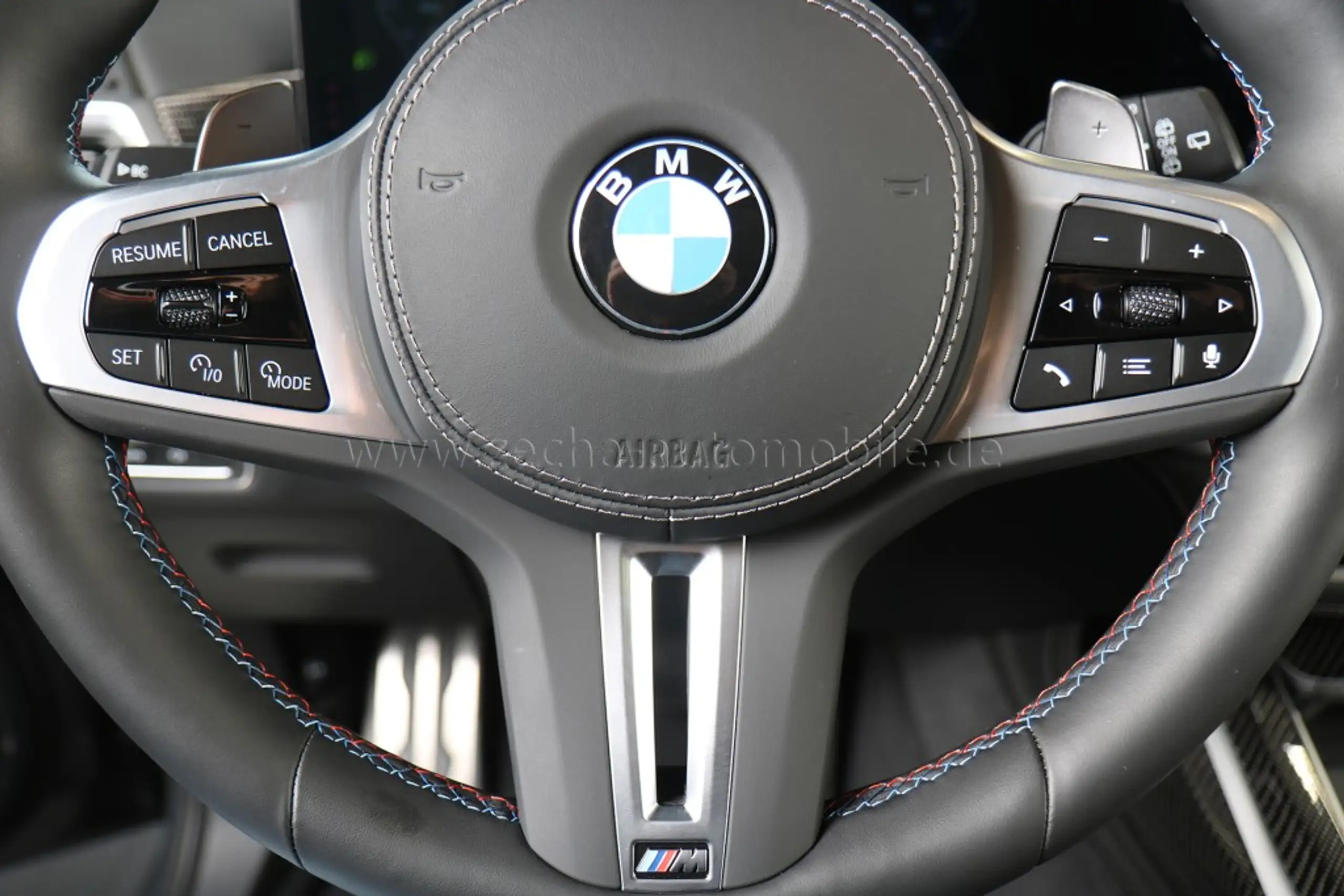 BMW - X7 M