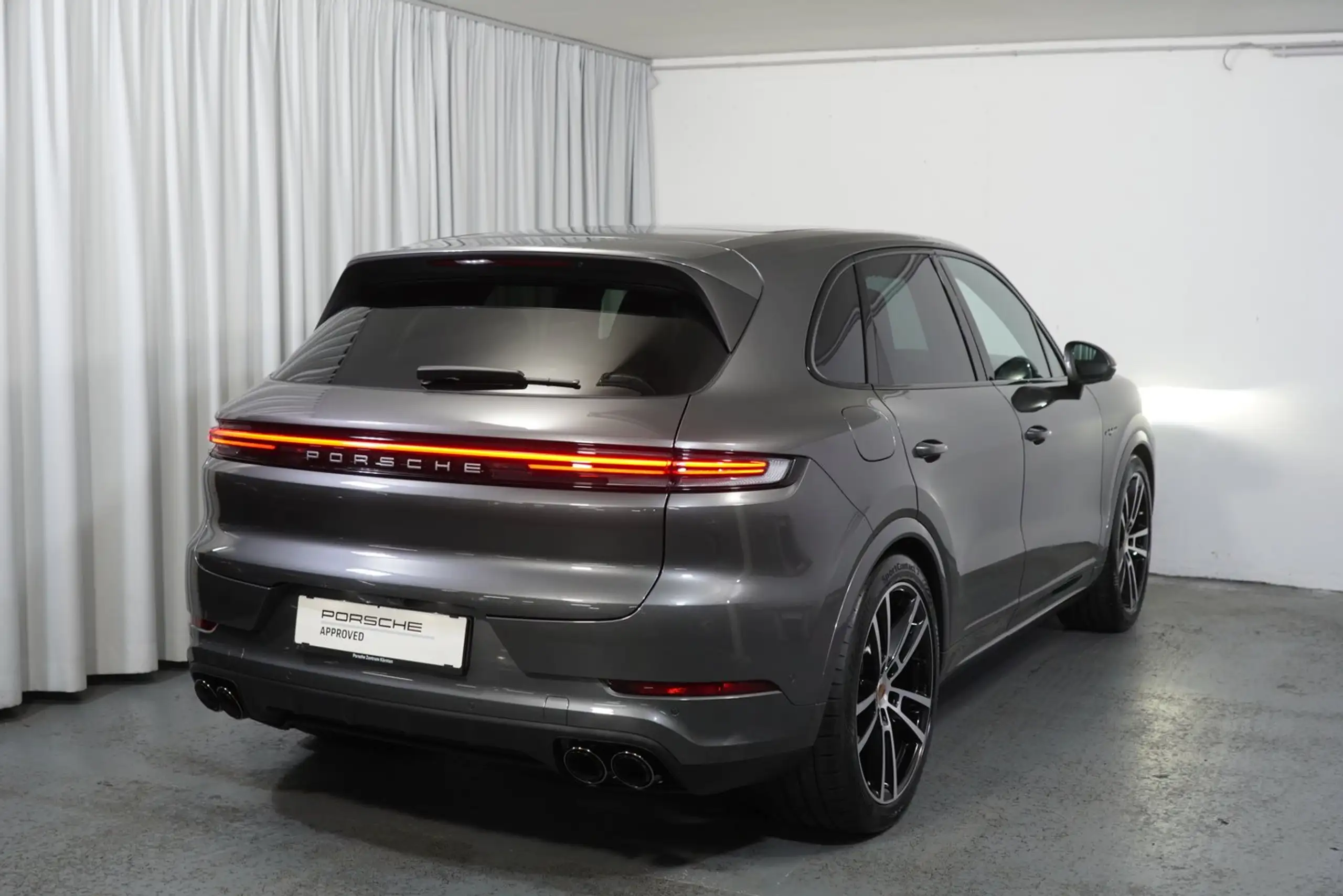 Porsche - Cayenne