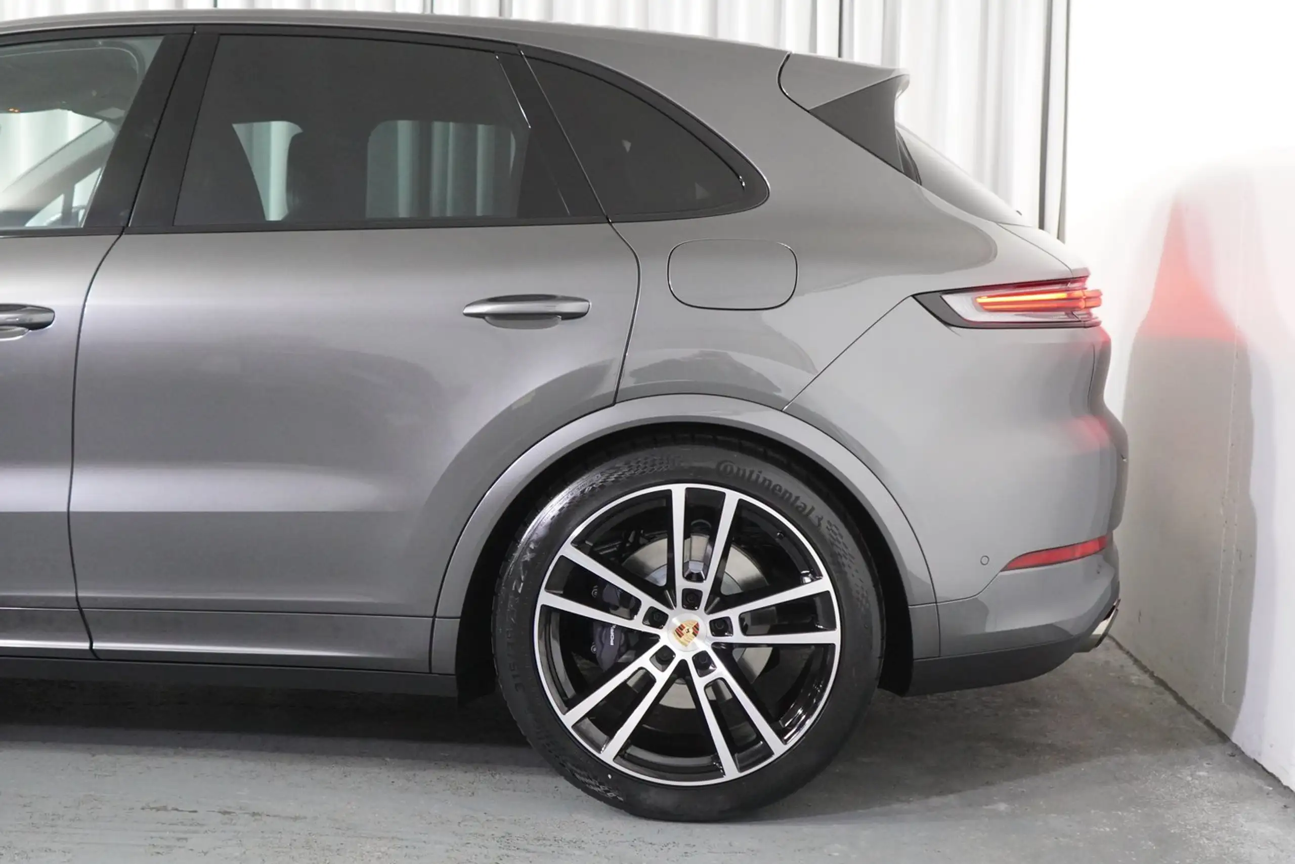 Porsche - Cayenne