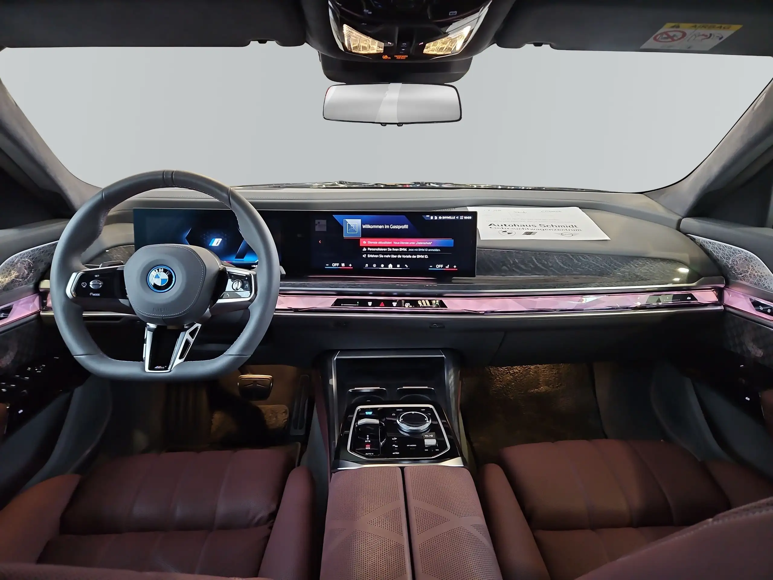 BMW - i7