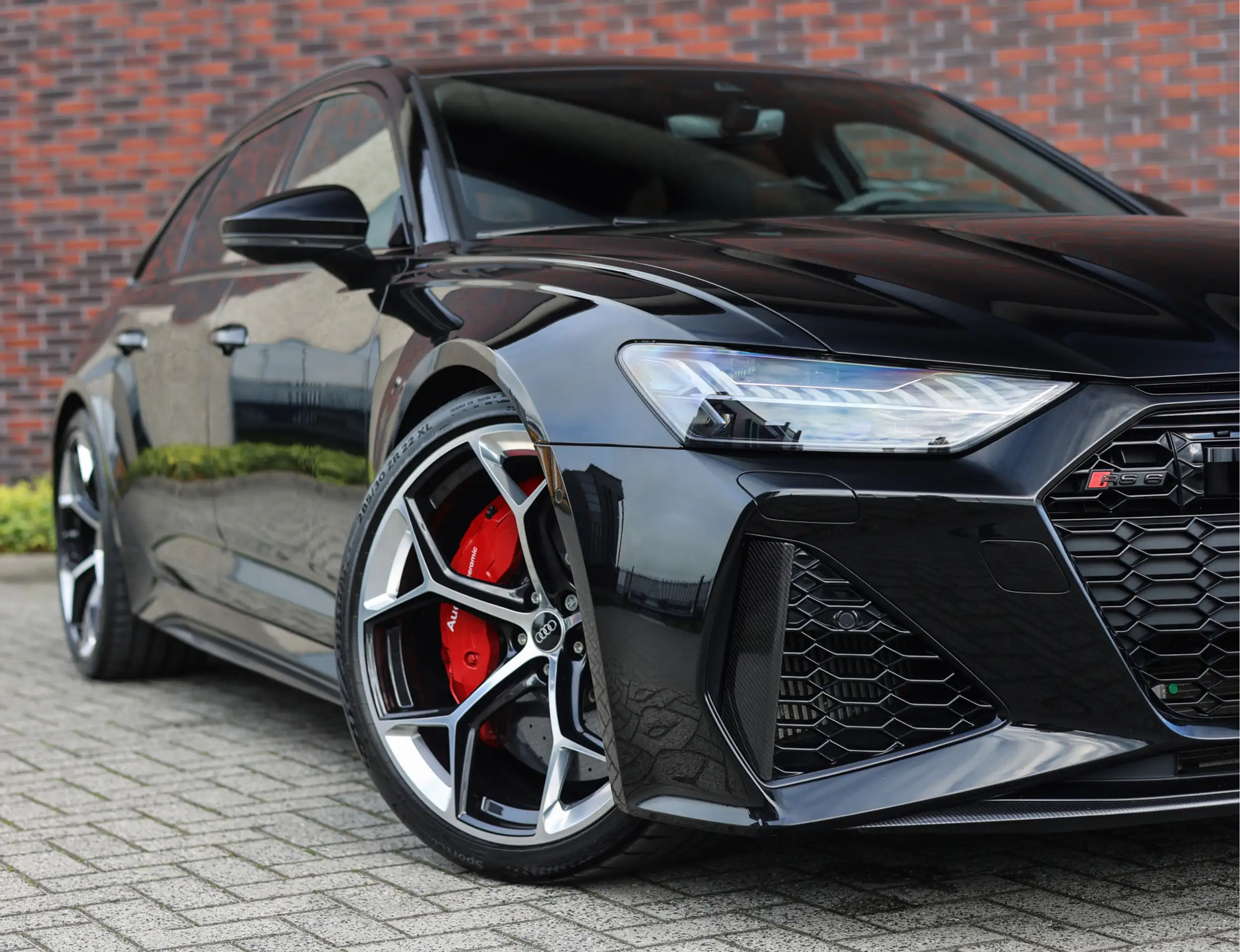 Audi - RS6