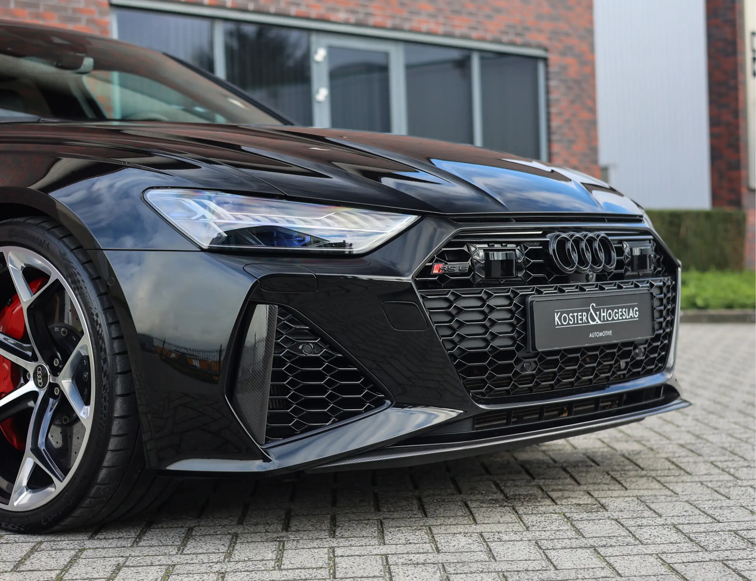 Audi - RS6