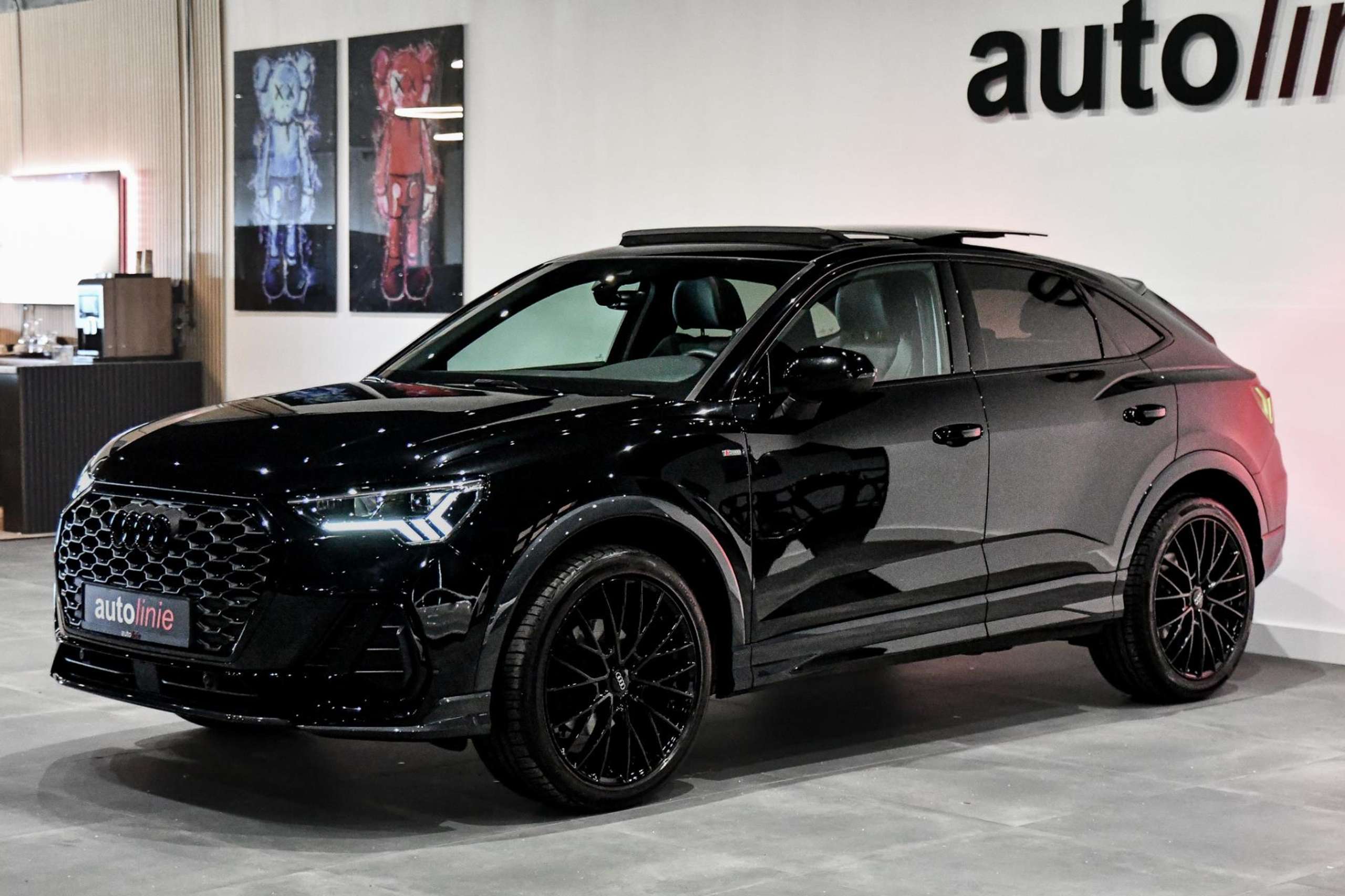 Audi - Q3