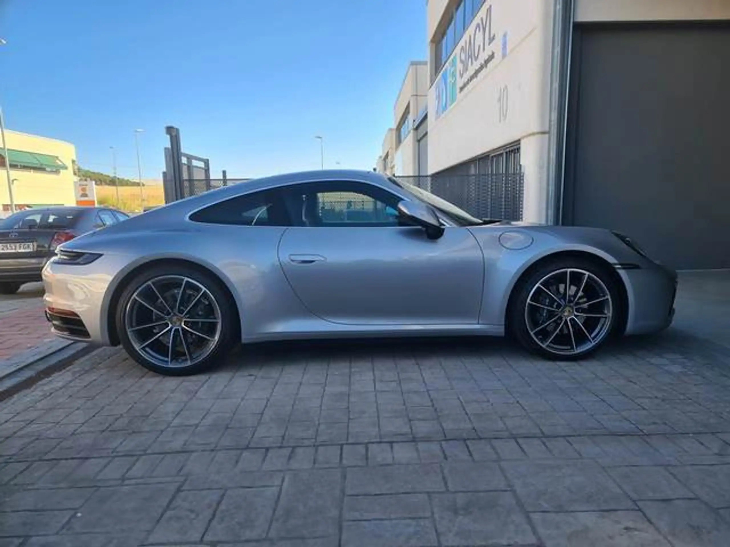 Porsche - 992