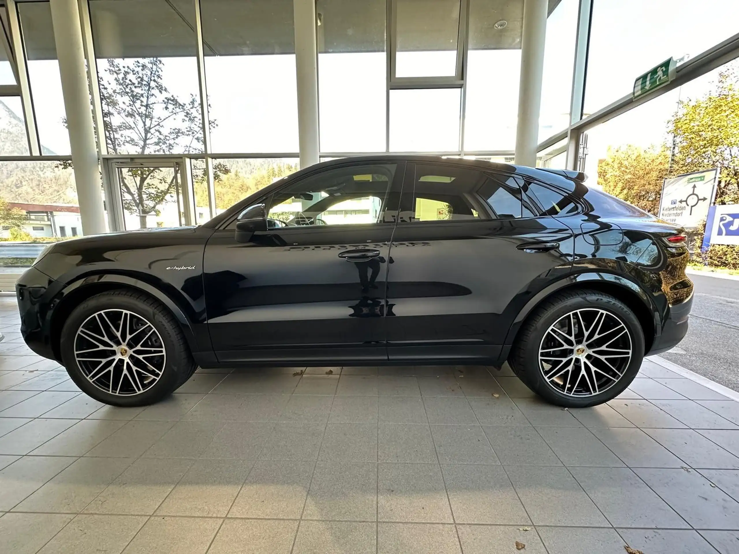 Porsche - Cayenne