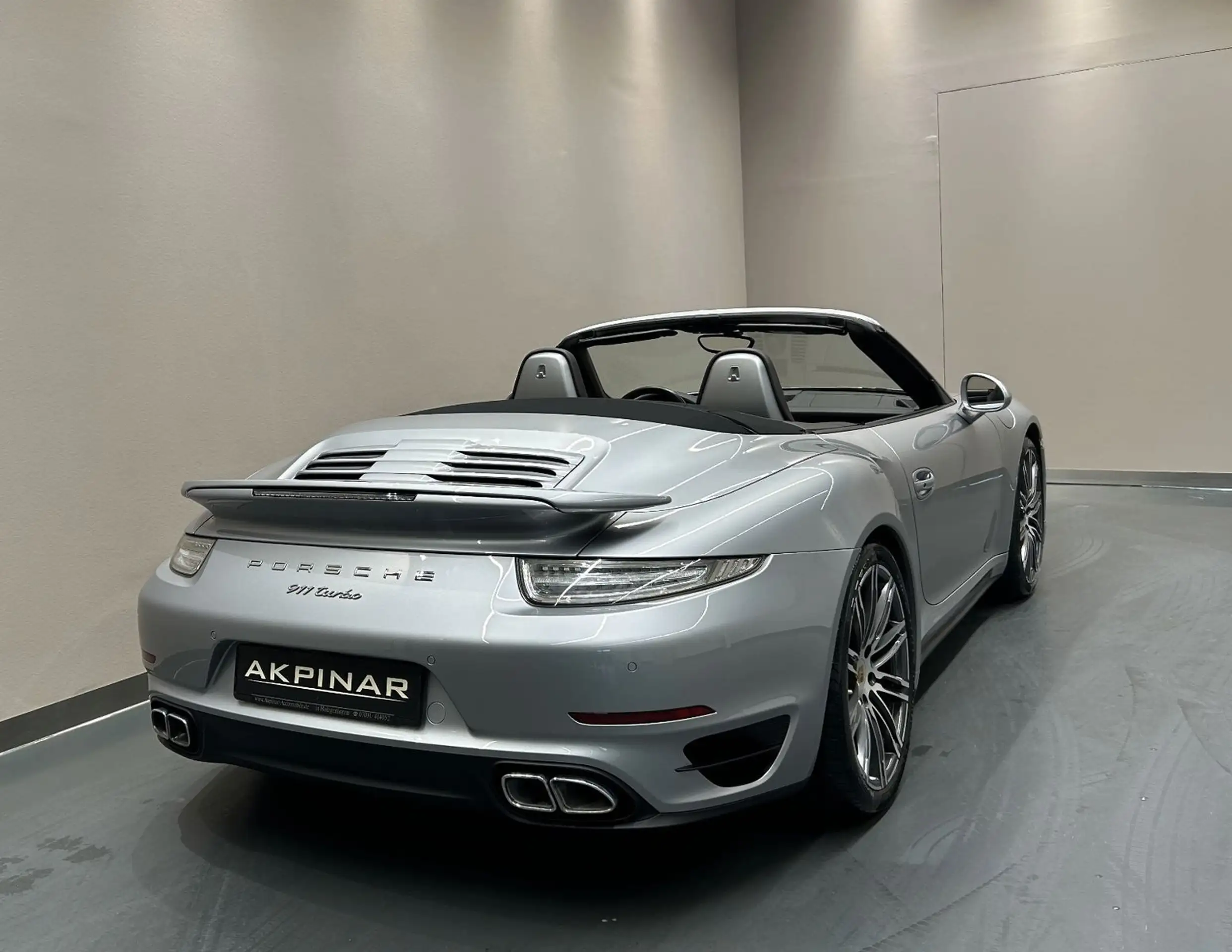 Porsche - 991