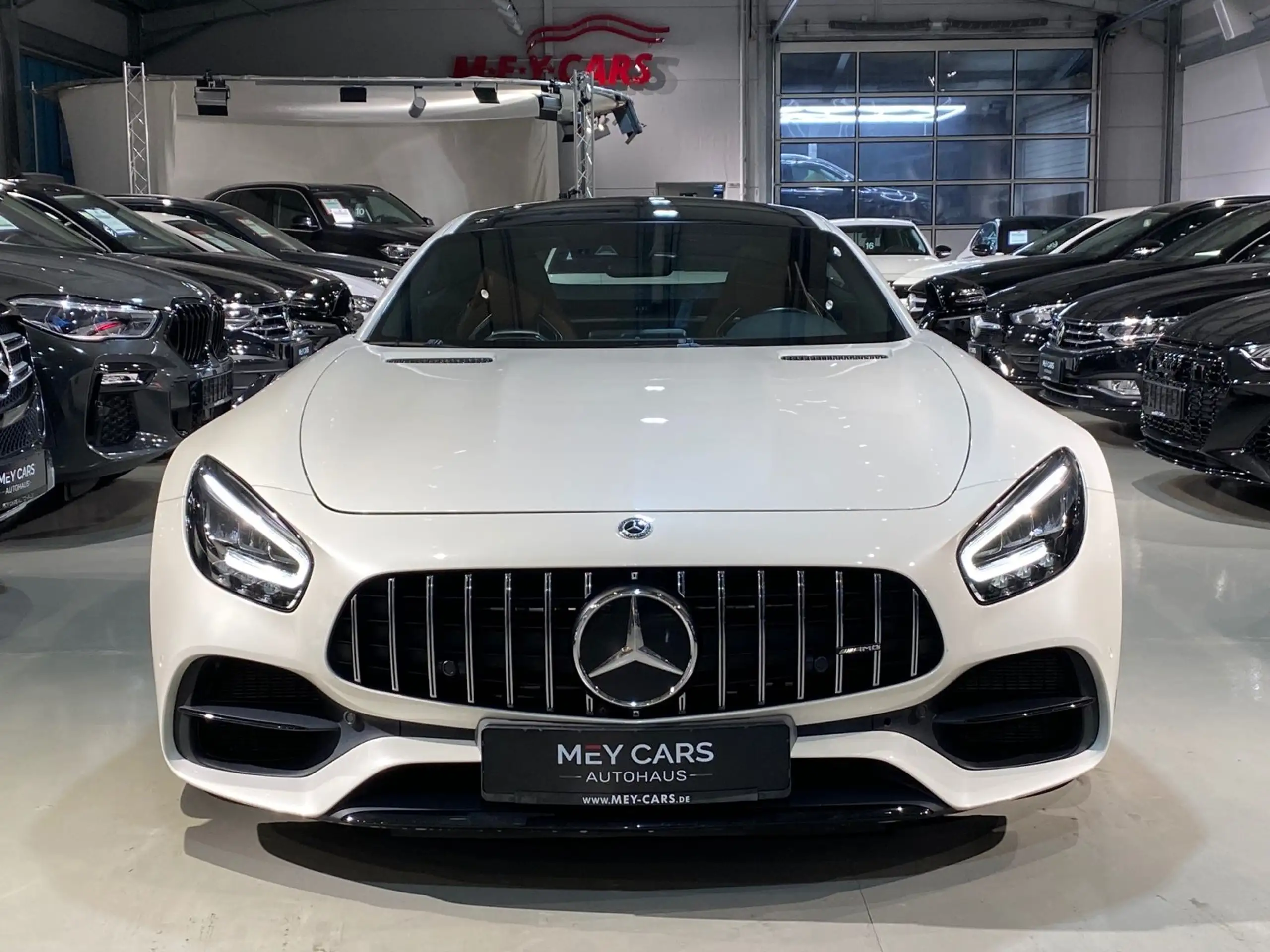 Mercedes-Benz - AMG GT