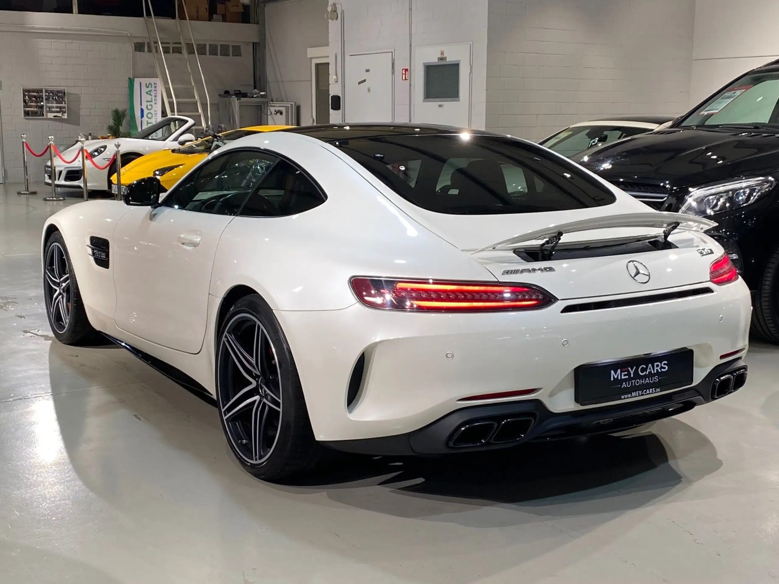 Mercedes-Benz - AMG GT