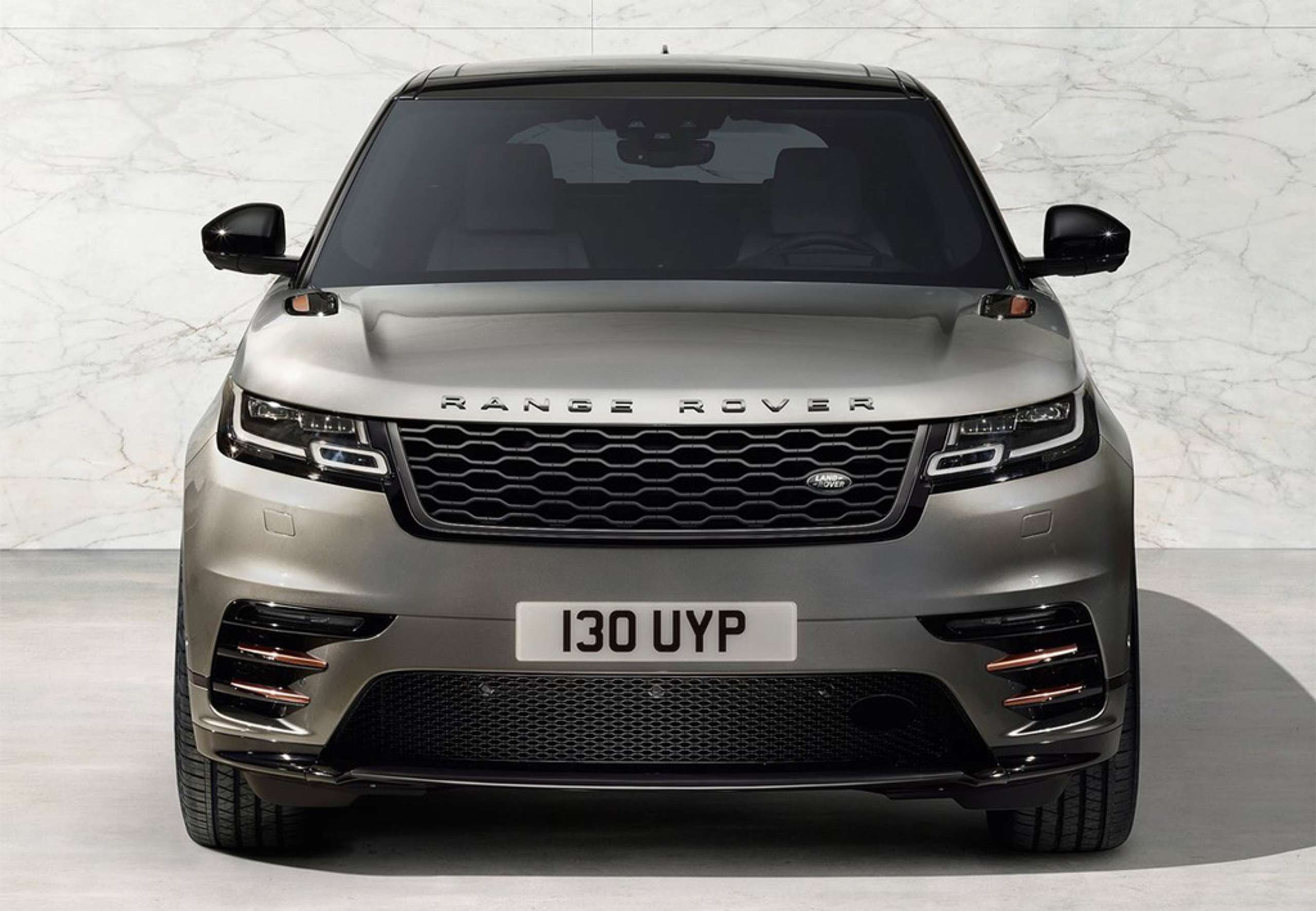 Land Rover - Range Rover Velar