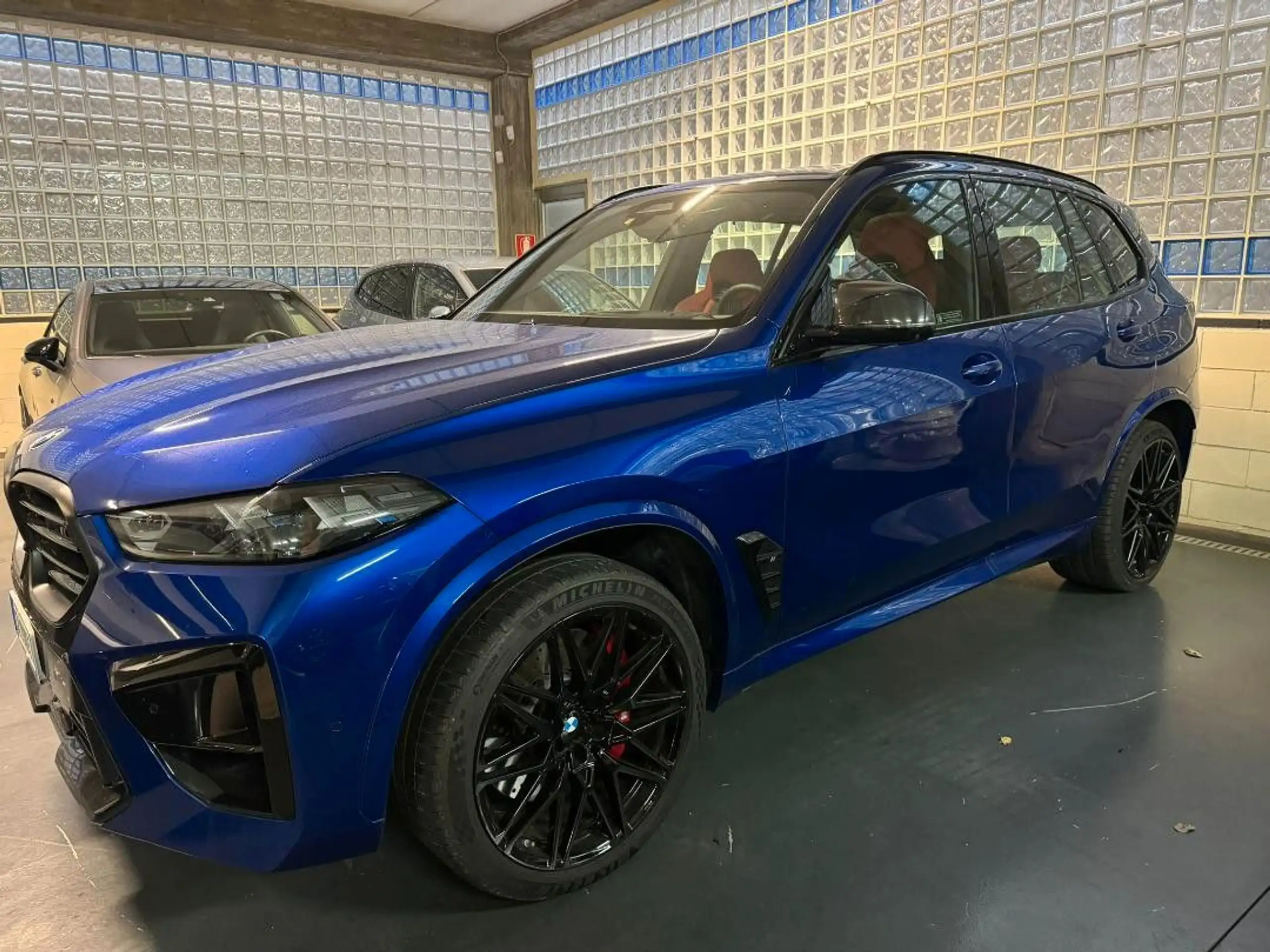 BMW - X5