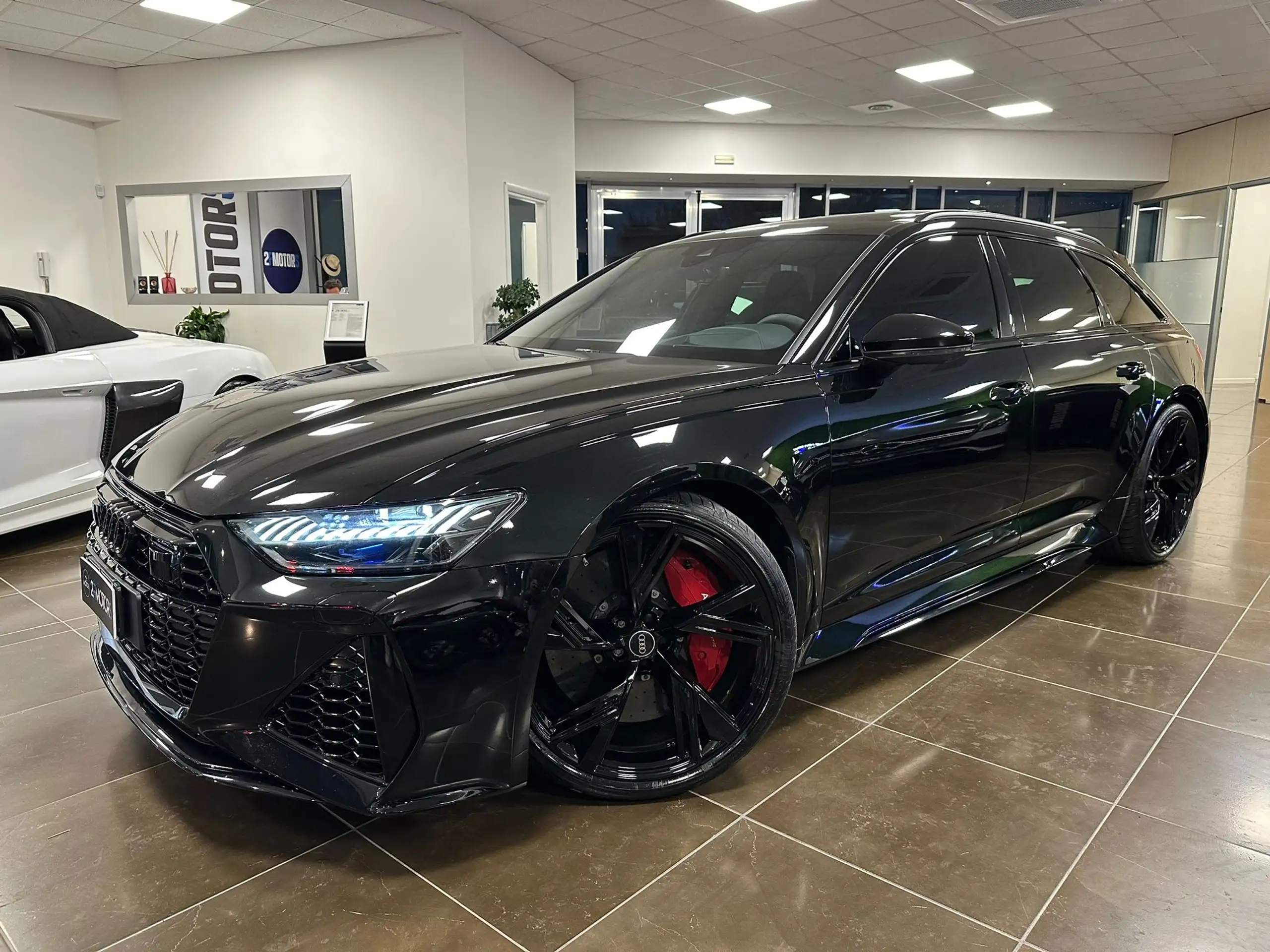 Audi - RS6