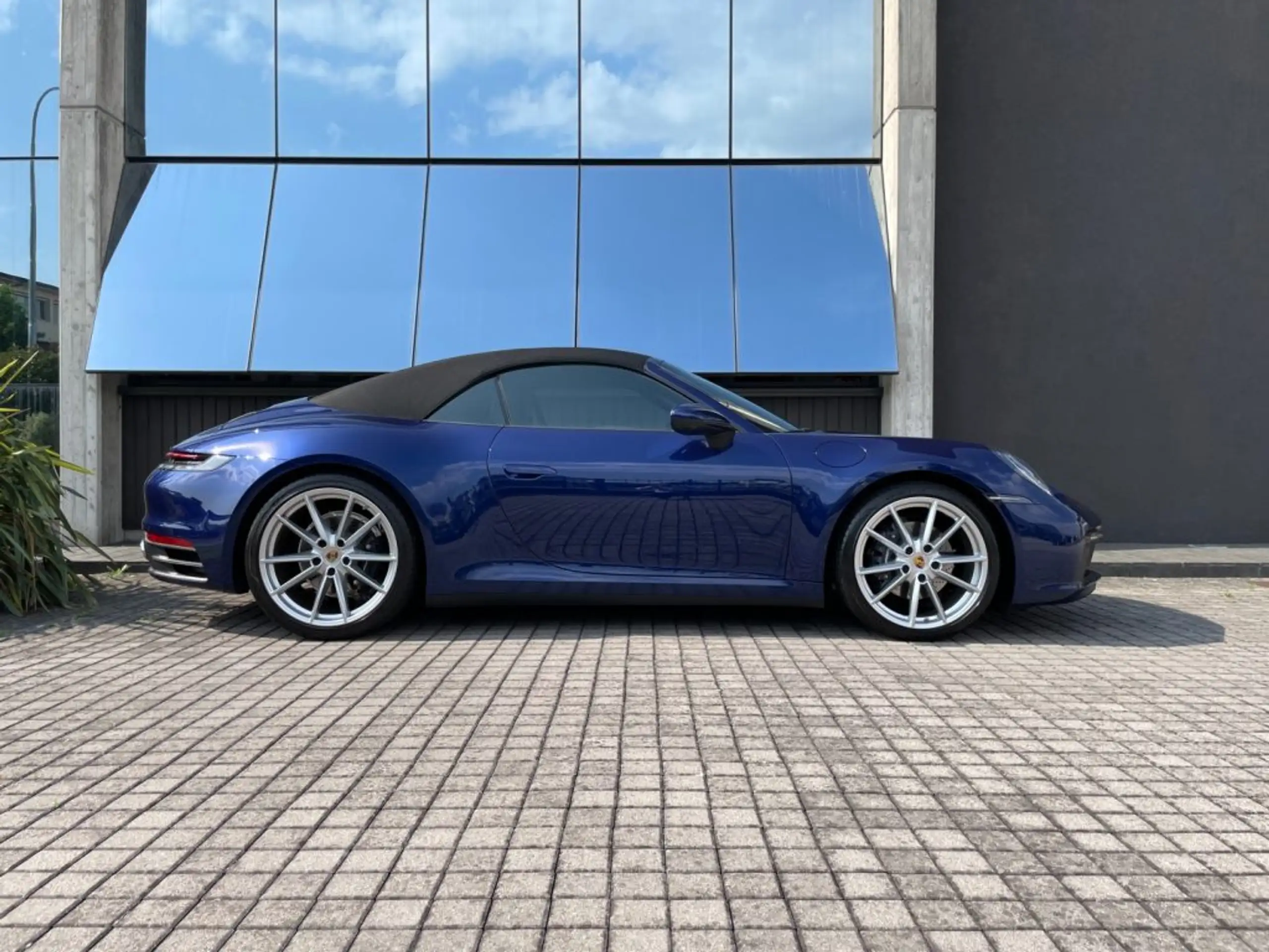 Porsche - 992