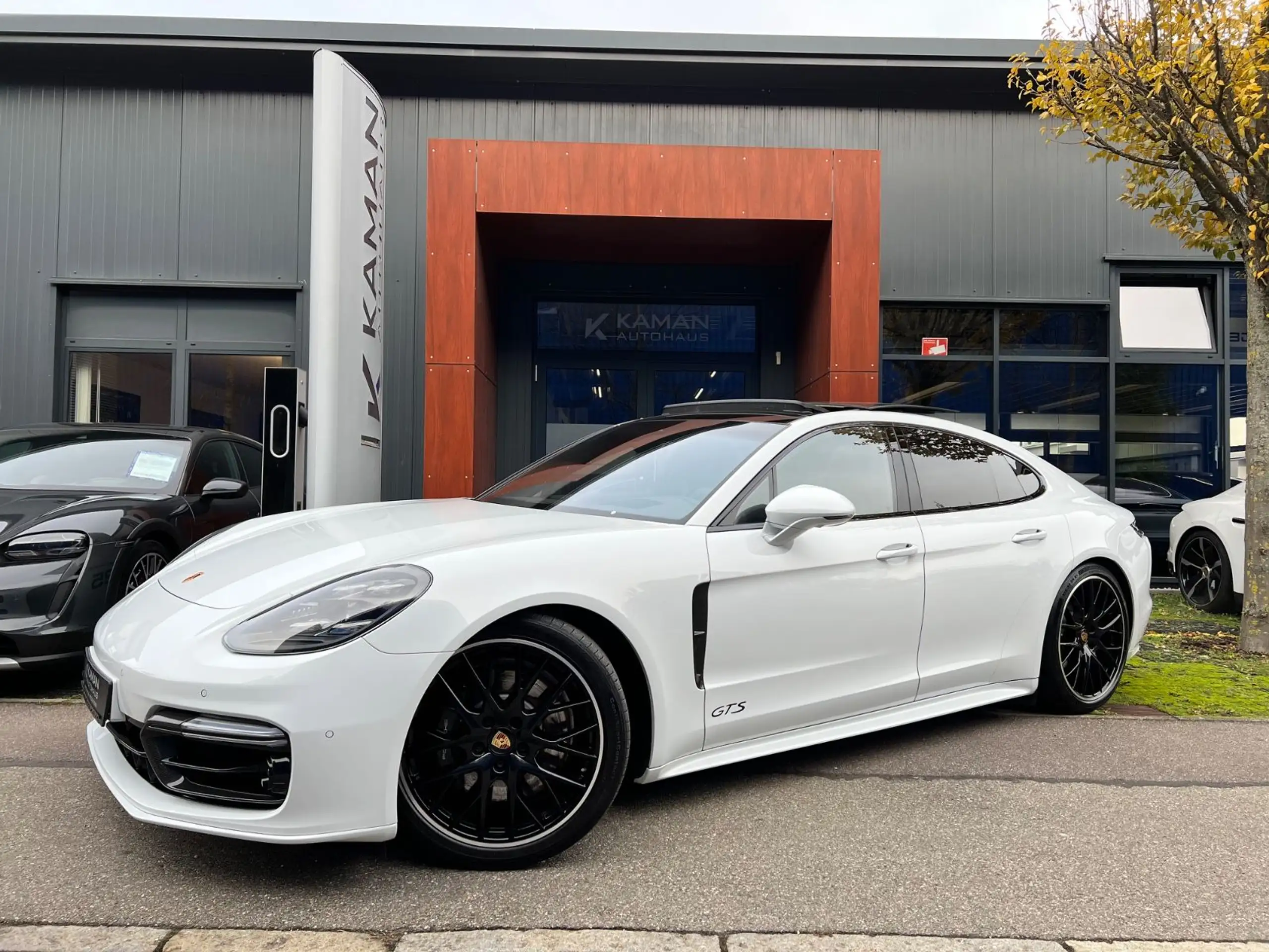 Porsche - Panamera