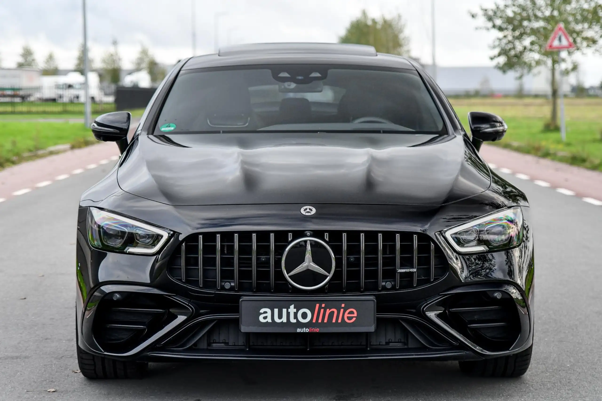 Mercedes-Benz - AMG GT