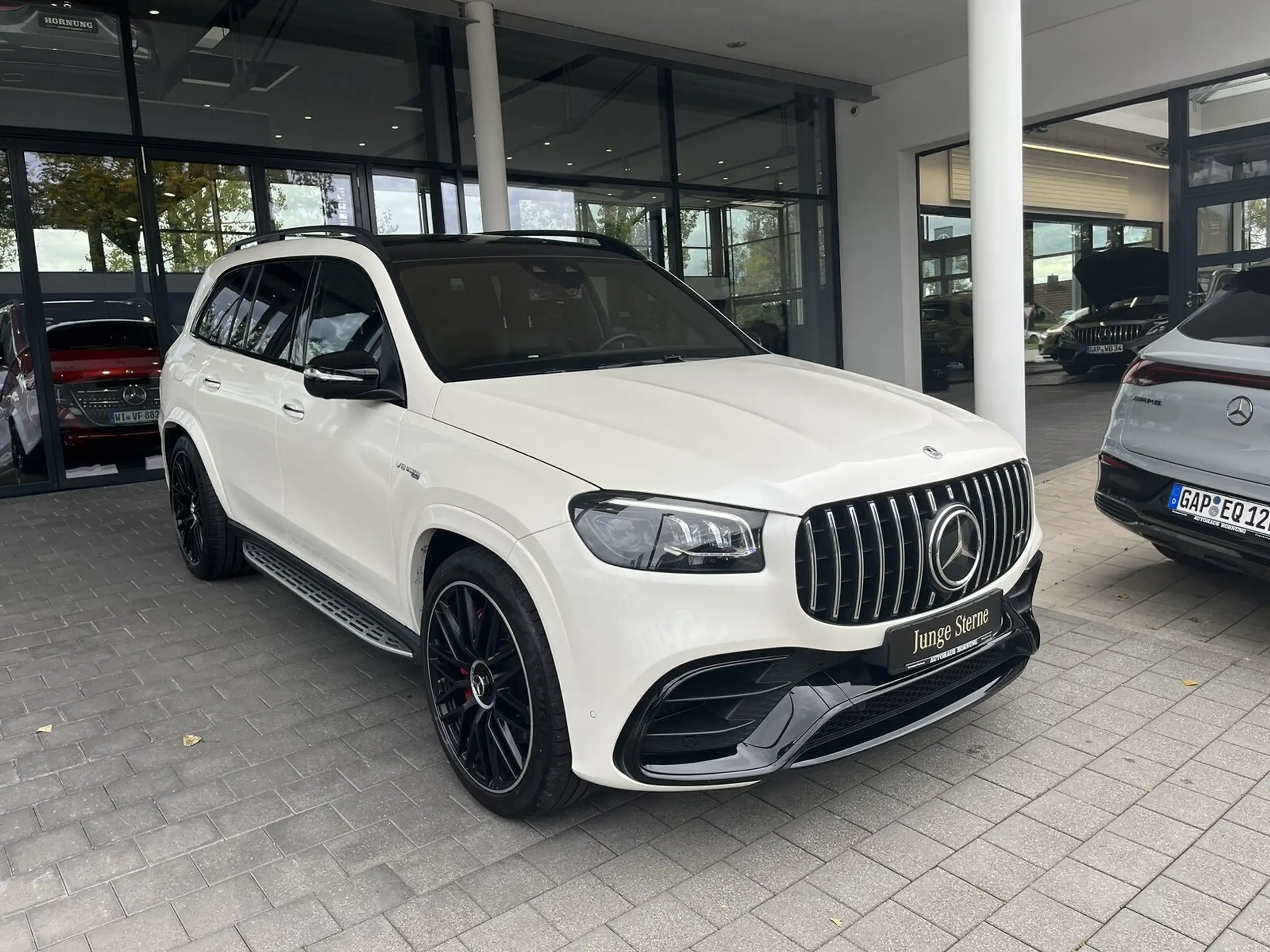 Mercedes-Benz - GLS 63 AMG