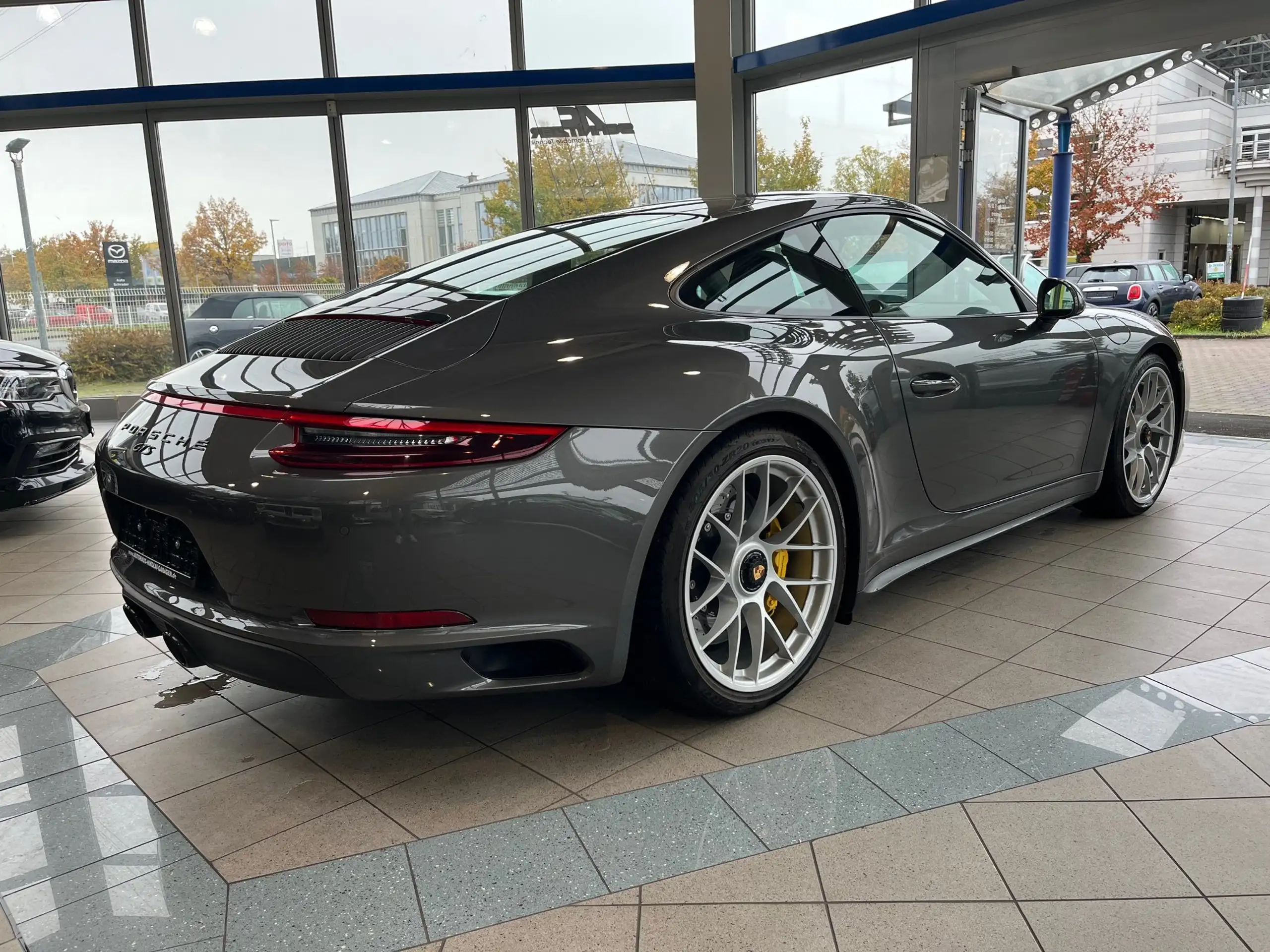 Porsche - 991