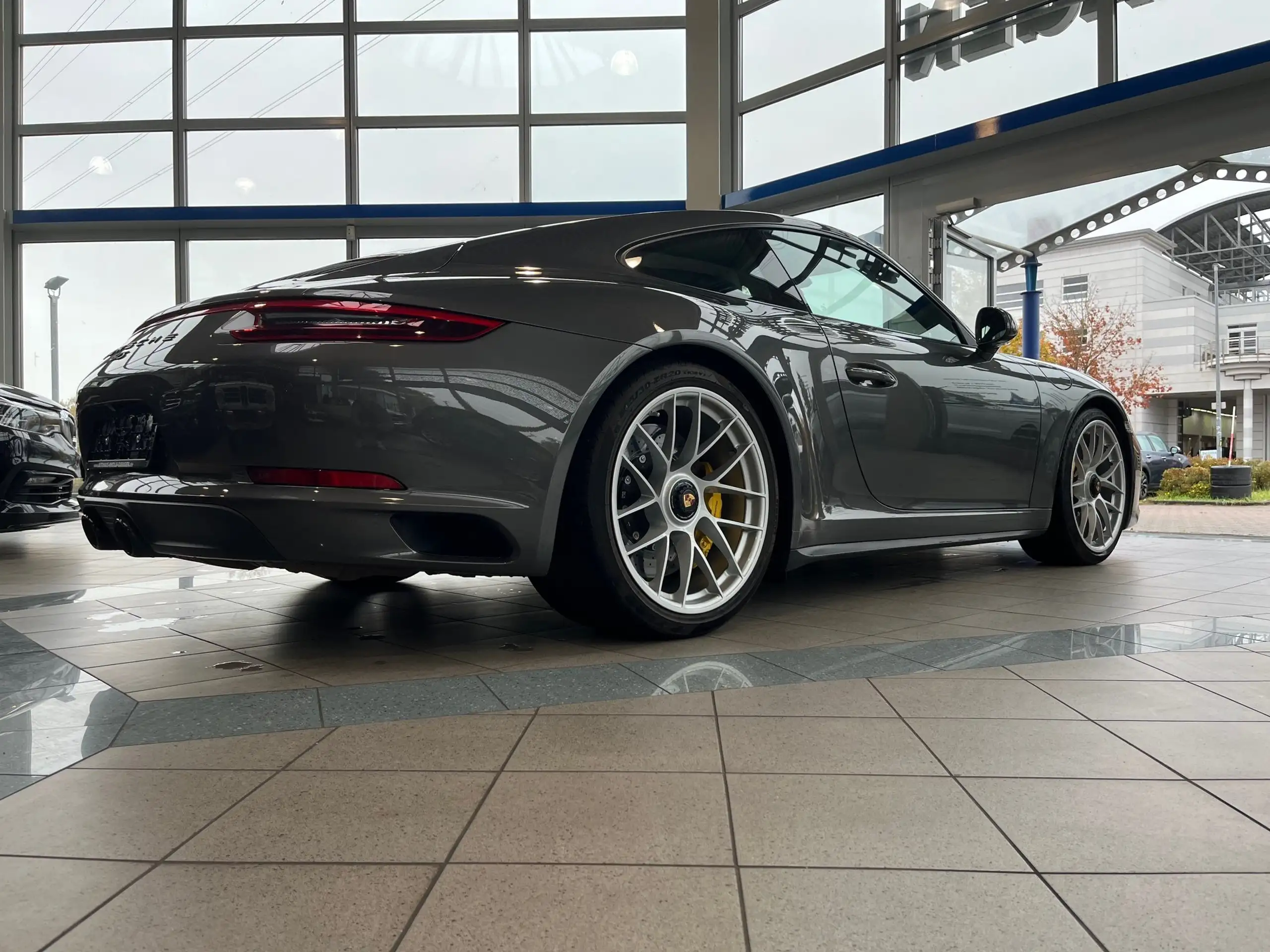 Porsche - 991